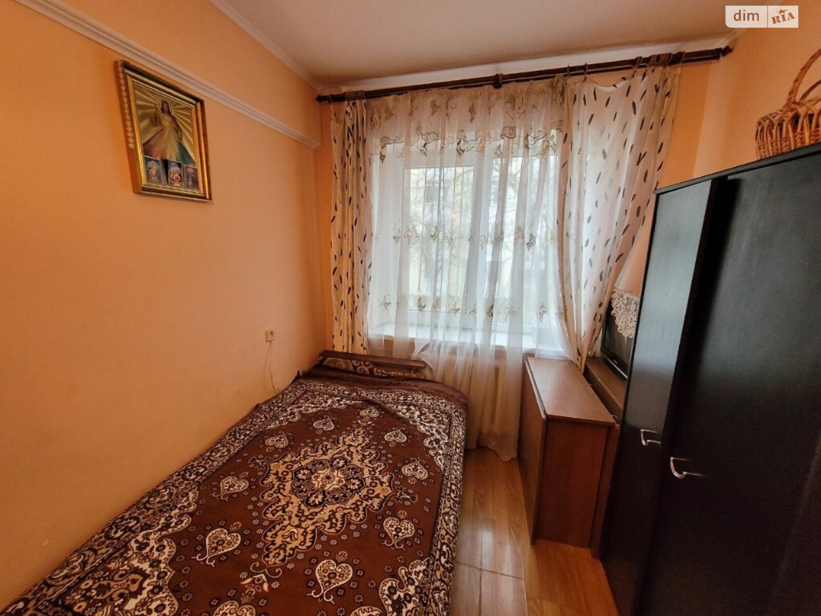 двухкомнатная квартира с мебелью в Тернополе, район Восточный, на ул. Героев Крут в аренду на долгий срок помесячно фото 1