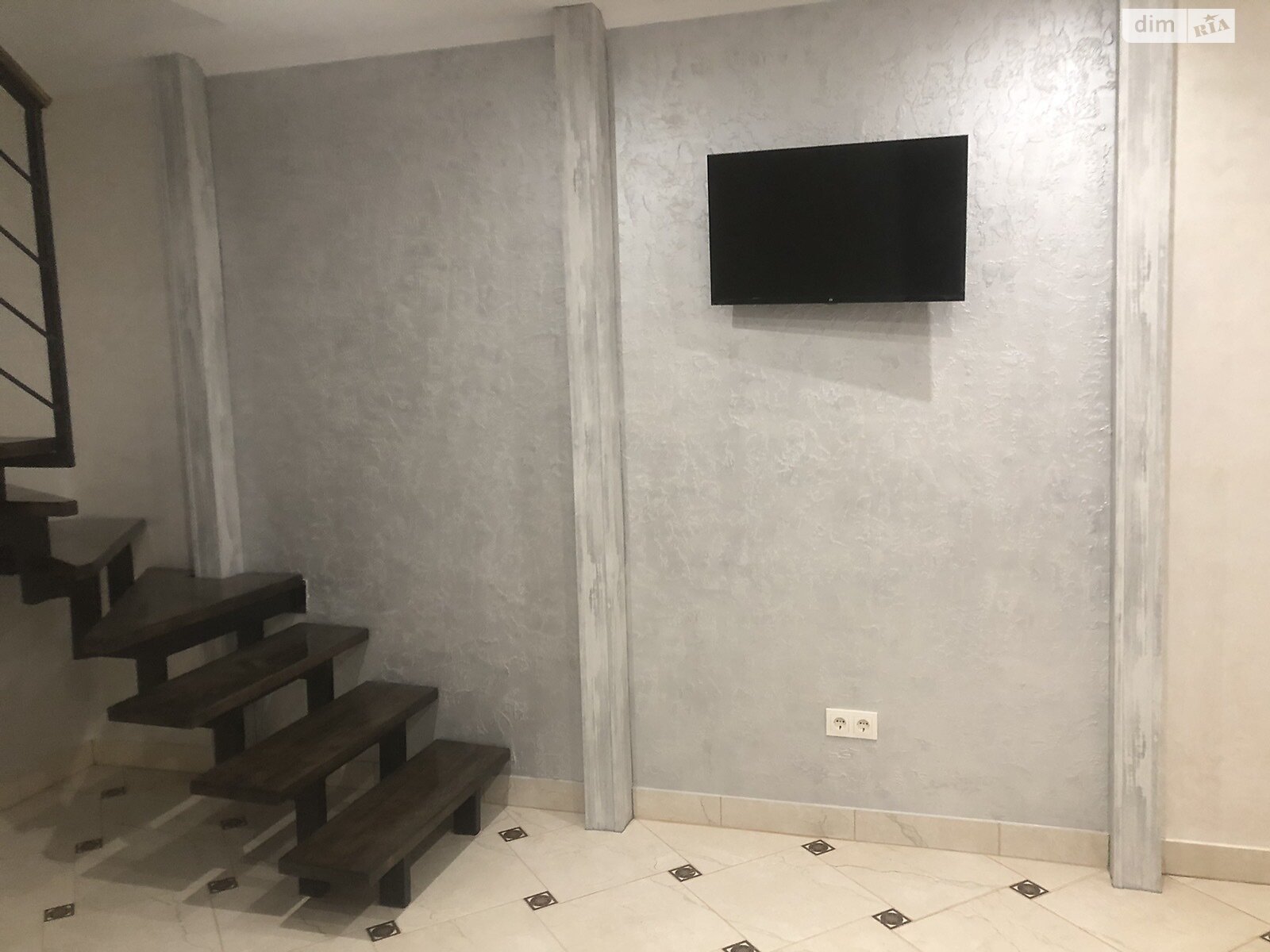 двокімнатна квартира в Тернополі, район Східний, на вул. Татарська 19 в довготривалу оренду помісячно фото 1