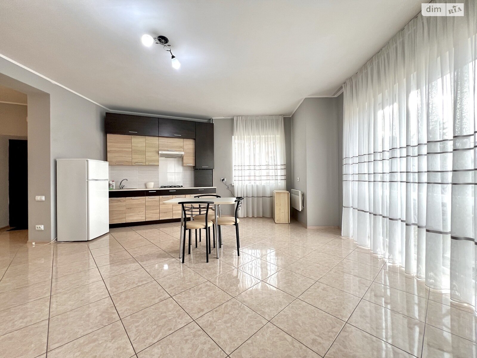 трикімнатна квартира в Тернополі, район Східний, на вул. Глибока в довготривалу оренду помісячно фото 1