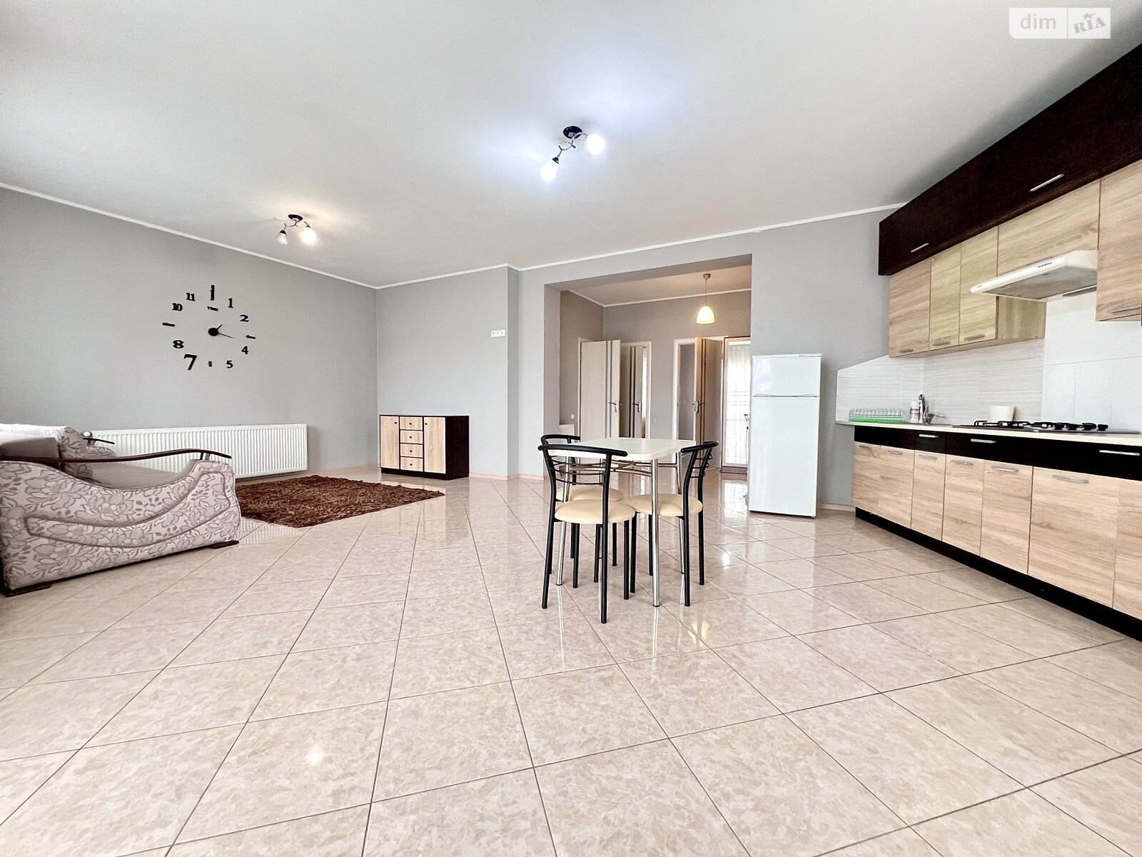 трикімнатна квартира в Тернополі, район Східний, на вул. Глибока в довготривалу оренду помісячно фото 1