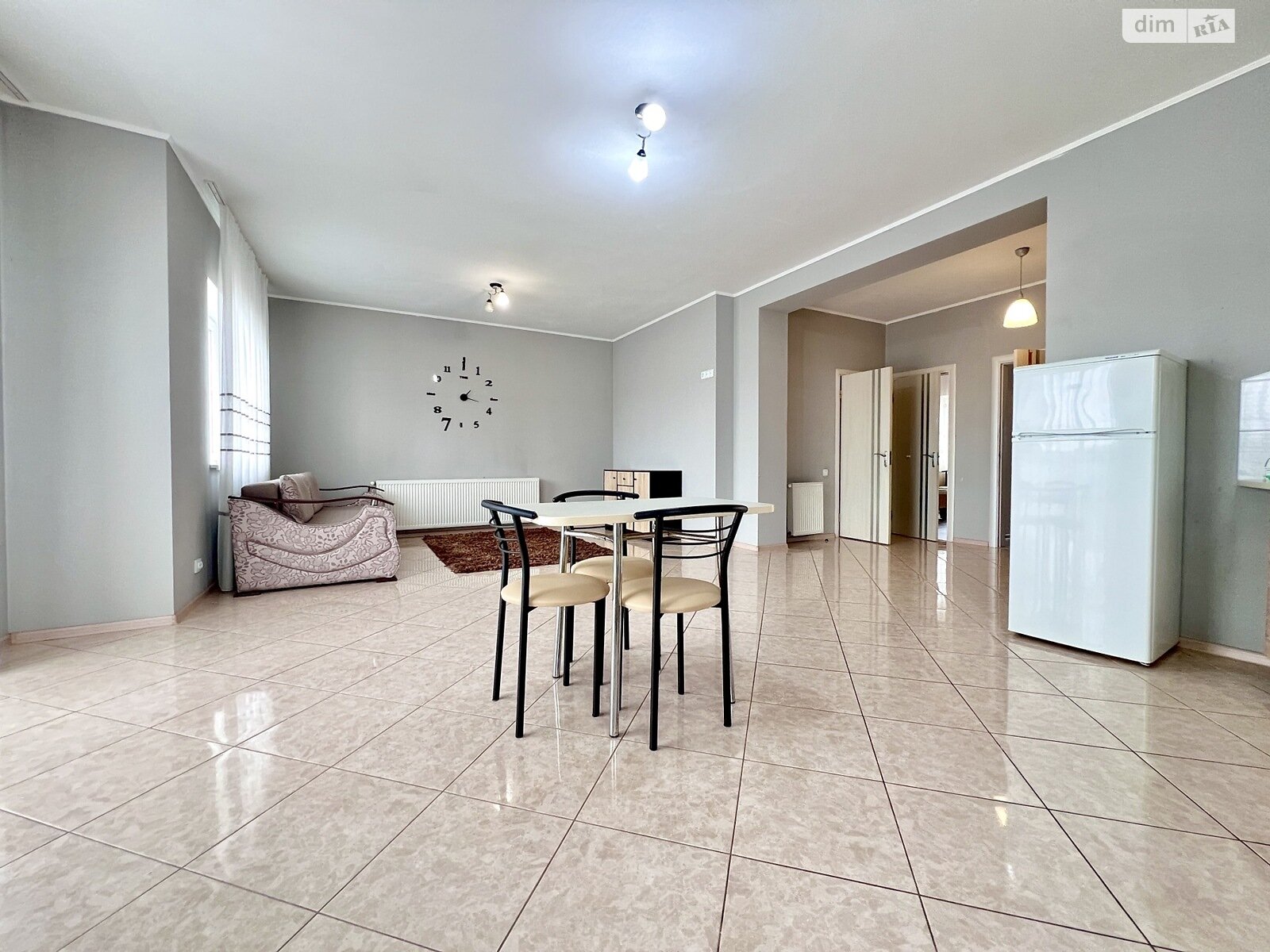 трикімнатна квартира в Тернополі, район Східний, на вул. Глибока в довготривалу оренду помісячно фото 1