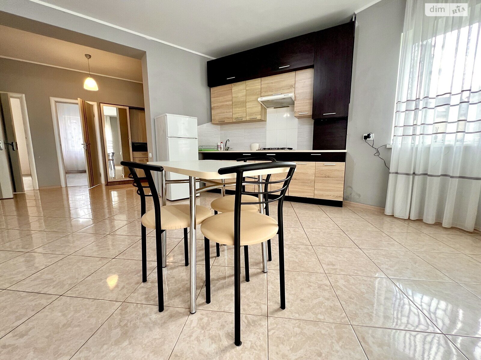 трикімнатна квартира в Тернополі, район Східний, на вул. Глибока в довготривалу оренду помісячно фото 1