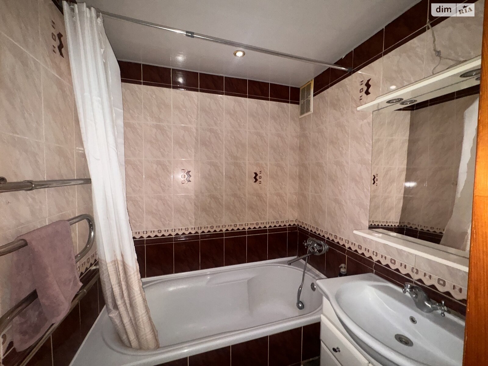 двокімнатна квартира в Тернополі, район Східний, на вул. Протасевича в довготривалу оренду помісячно фото 1