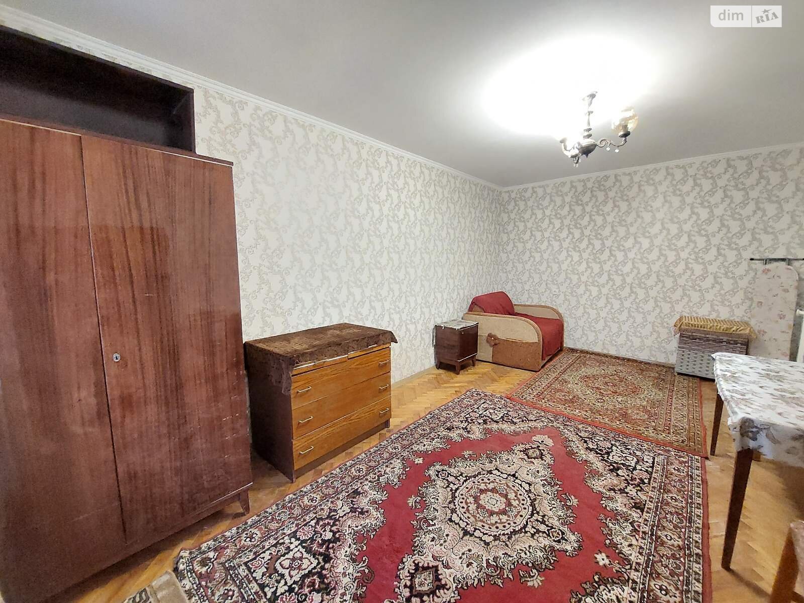 однокімнатна квартира в Тернополі, район Східний, на вул. Савури Клима в довготривалу оренду помісячно фото 1