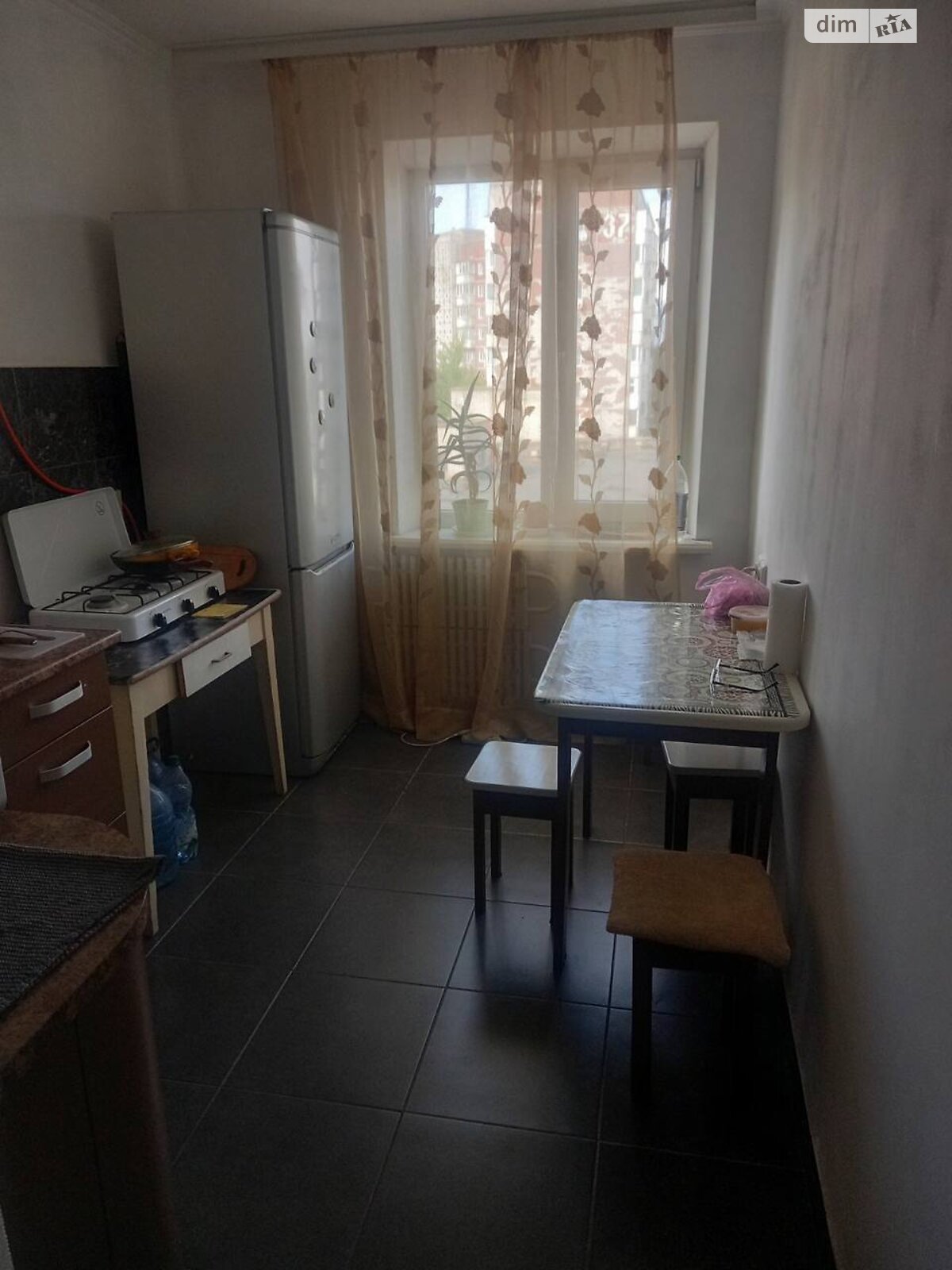 двухкомнатная квартира в Тернополе, район Ювилейный, на ул. 15-го Апреля в аренду на долгий срок помесячно фото 1