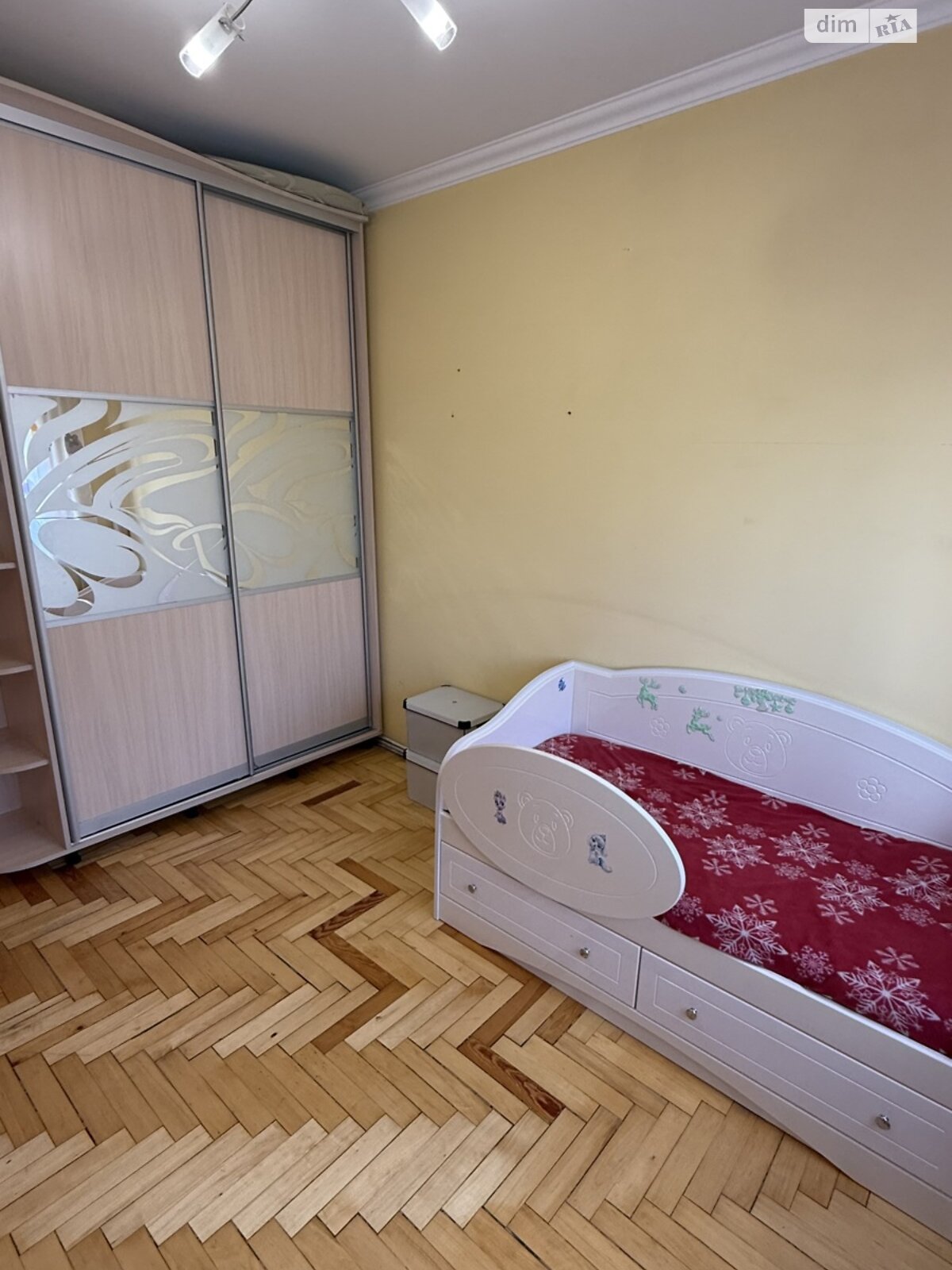 трехкомнатная квартира в Тернополе, район Ювилейный, на ул. Киевская в аренду на долгий срок помесячно фото 1 трехкомнатная квартира в Тернополе, район Ювилейный, на ул. Киевская в аренду на долгий срок помесячно фото 1