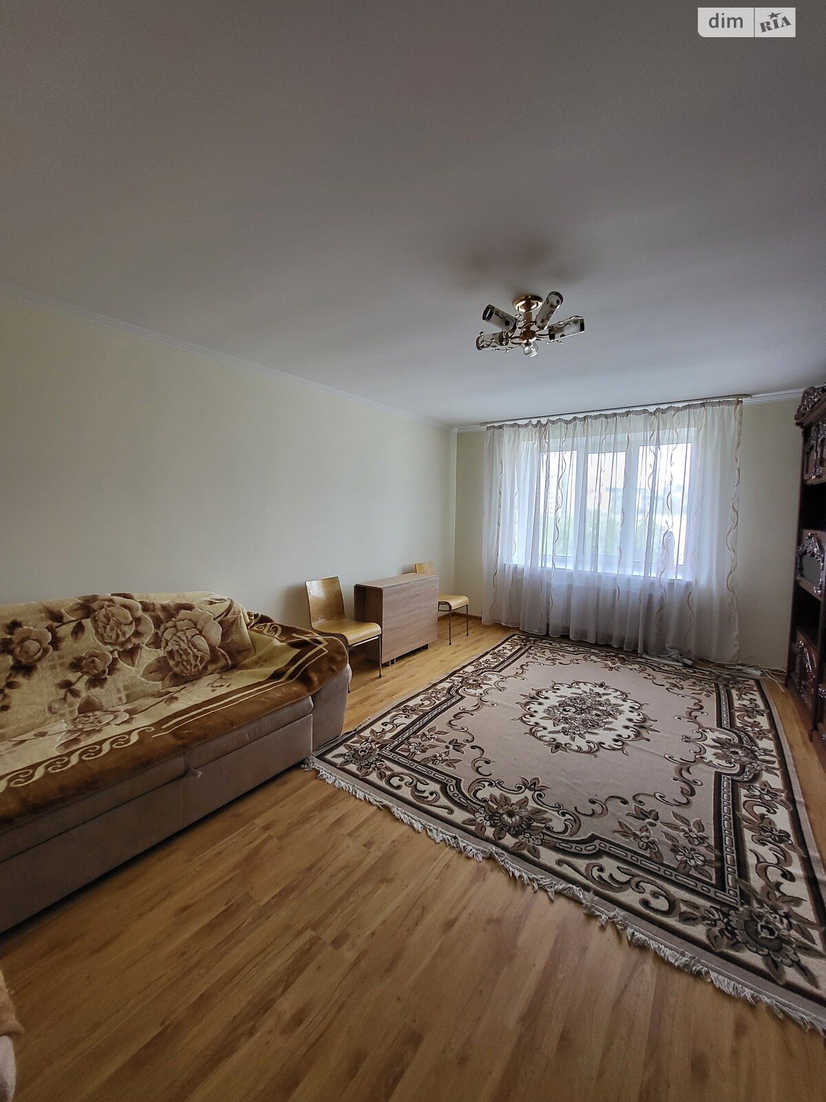 однокімнатна квартира в Тернополі, район Загребелля, на вул. Львівська 10 в довготривалу оренду помісячно фото 1 однокімнатна квартира в Тернополі, район Загребелля, на вул. Львівська 10 в довготривалу оренду помісячно фото 1