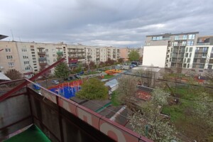 трехкомнатная квартира с ремонтом в Тячеве, район Тячев, на ул. Независимости в аренду на долгий срок помесячно фото 2