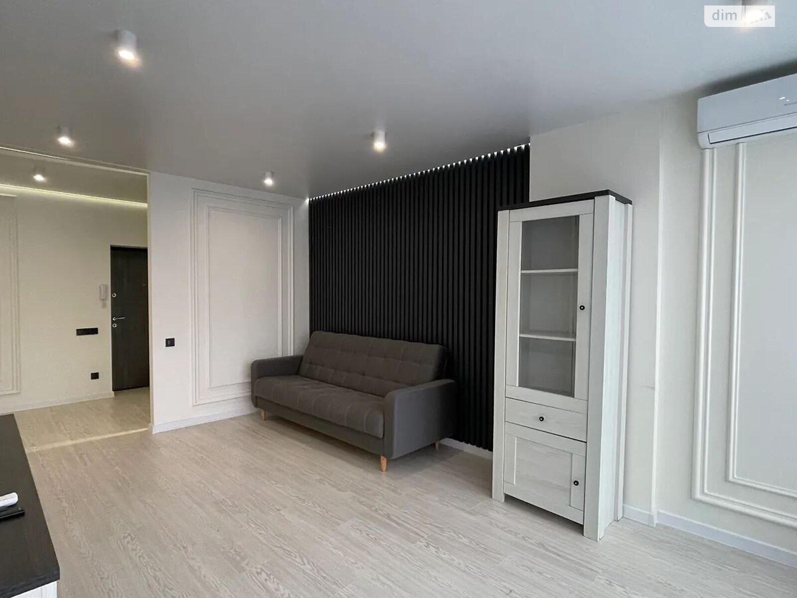 двухкомнатная квартира в Угорниках, на ул. Героев Николаева 129А корпус 10 в аренду на долгий срок помесячно фото 1