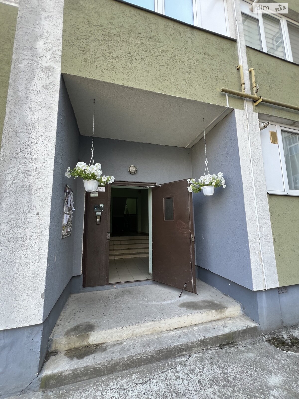 однокомнатная квартира в Угринове, район Пасечная, на ул. Тролейбусная 15 в аренду на долгий срок помесячно фото 1 однокомнатная квартира в Угринове, район Пасечная, на ул. Тролейбусная 15 в аренду на долгий срок помесячно фото 1