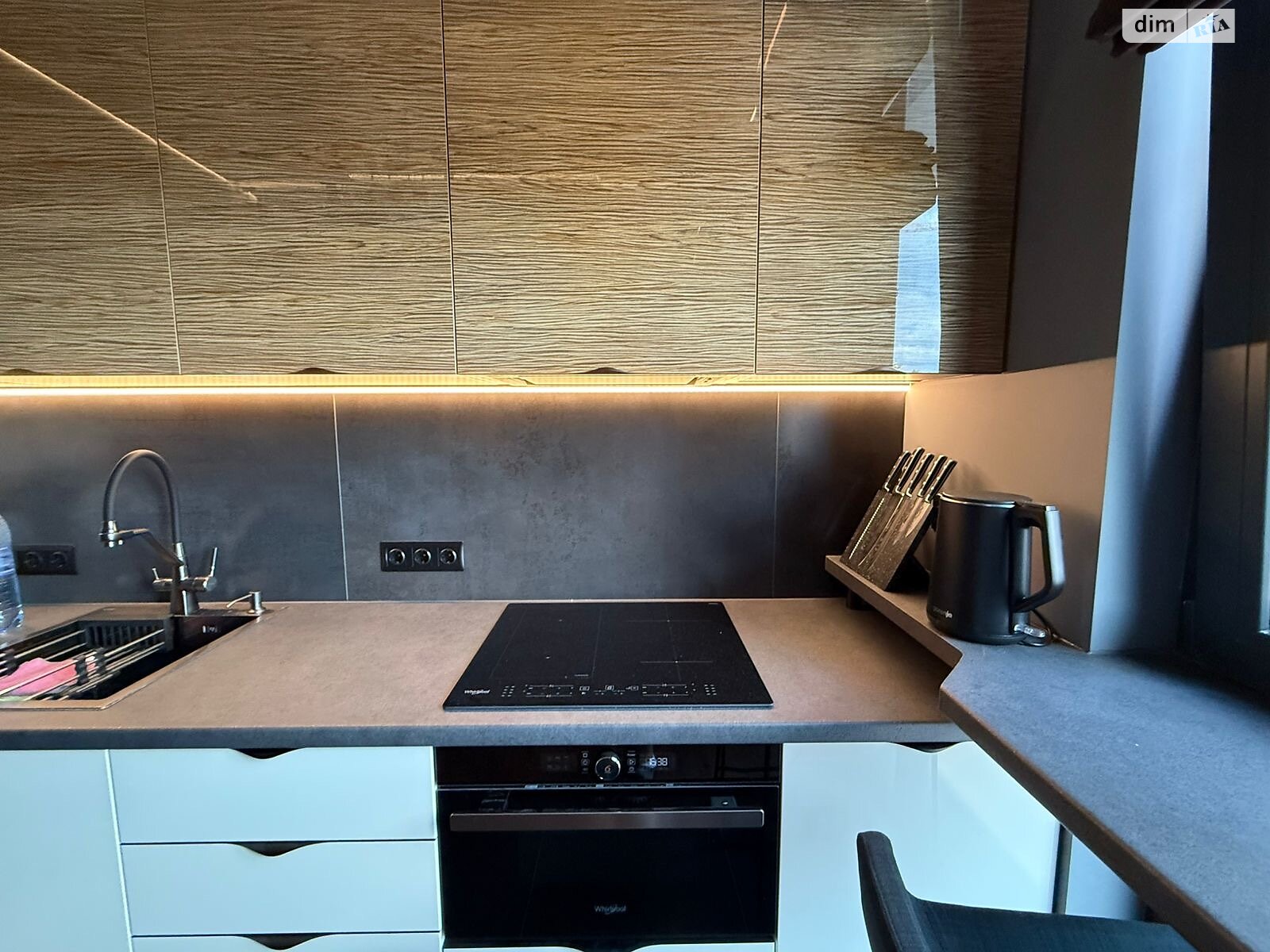 однокомнатная квартира в Ужгороде, район БАМ, на ул. Живописная 8 в аренду на долгий срок помесячно фото 1 однокомнатная квартира в Ужгороде, район БАМ, на ул. Живописная 8 в аренду на долгий срок помесячно фото 1