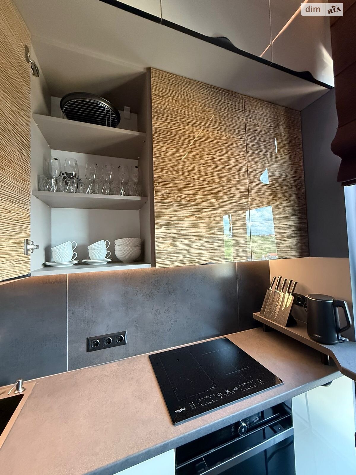 однокомнатная квартира в Ужгороде, район БАМ, на ул. Живописная 8 в аренду на долгий срок помесячно фото 1 однокомнатная квартира в Ужгороде, район БАМ, на ул. Живописная 8 в аренду на долгий срок помесячно фото 1