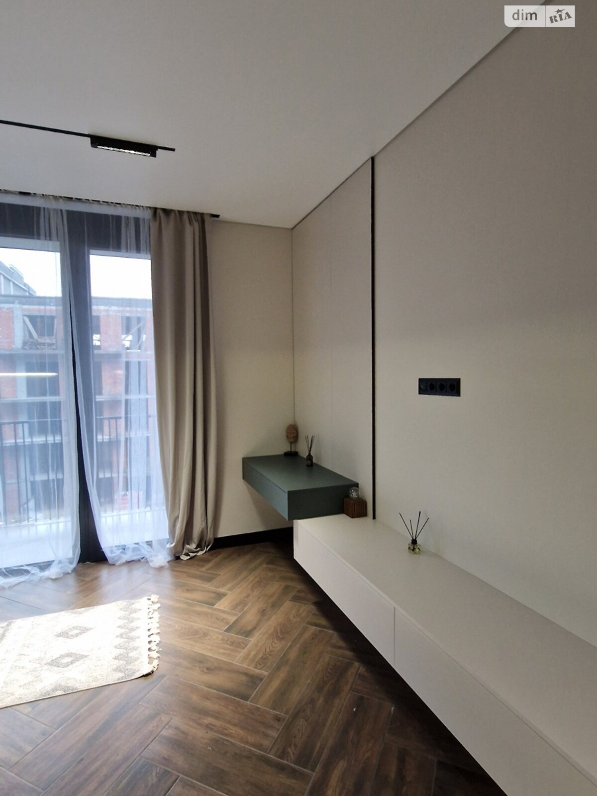 однокомнатная квартира в Ужгороде, район БАМ, на ул. Живописная 2 в аренду на долгий срок помесячно фото 1 однокомнатная квартира в Ужгороде, район БАМ, на ул. Живописная 2 в аренду на долгий срок помесячно фото 1