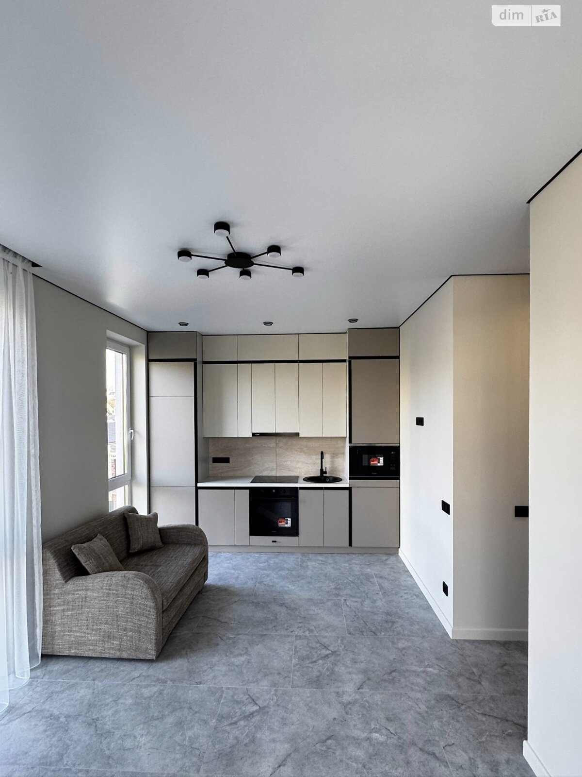 однокомнатная квартира в Ужгороде, район БАМ, на ул. Собранецкая 150Д в аренду на долгий срок помесячно фото 1 однокомнатная квартира в Ужгороде, район БАМ, на ул. Собранецкая 150Д в аренду на долгий срок помесячно фото 1