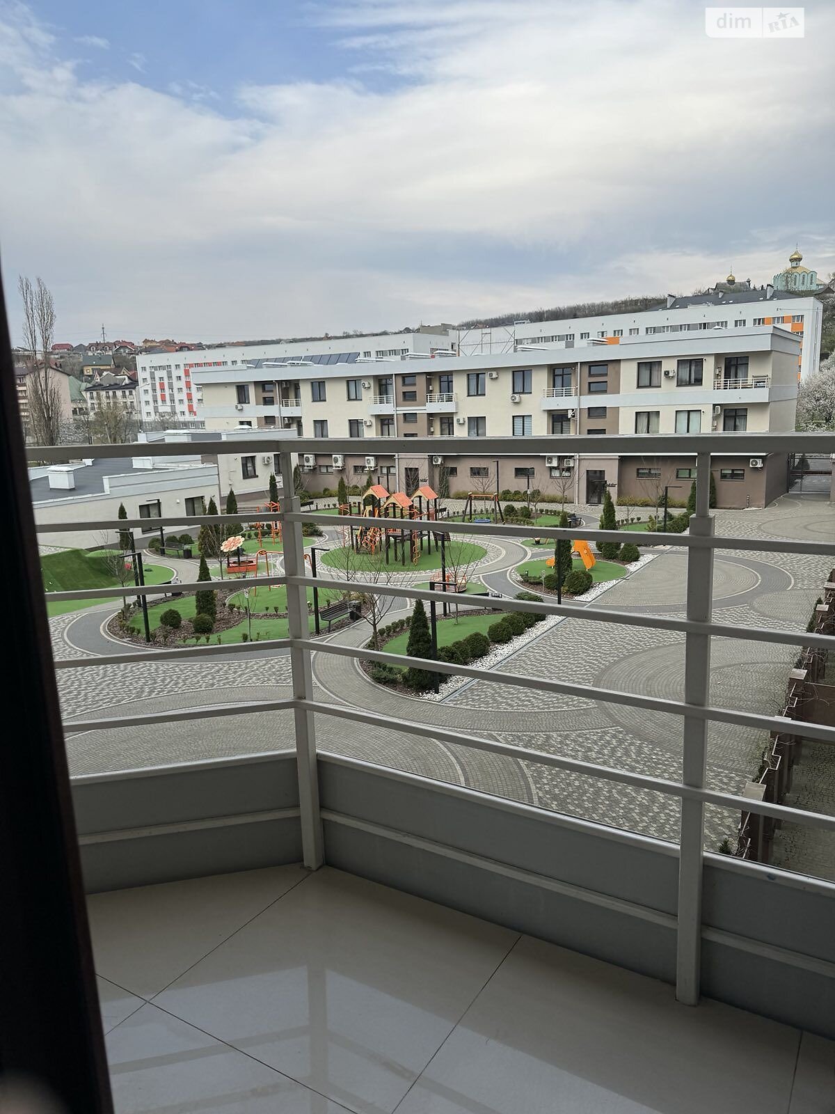 однокомнатная квартира в Ужгороде, район БАМ, на ул. Университетская в аренду на долгий срок помесячно фото 1 однокомнатная квартира в Ужгороде, район БАМ, на ул. Университетская в аренду на долгий срок помесячно фото 1