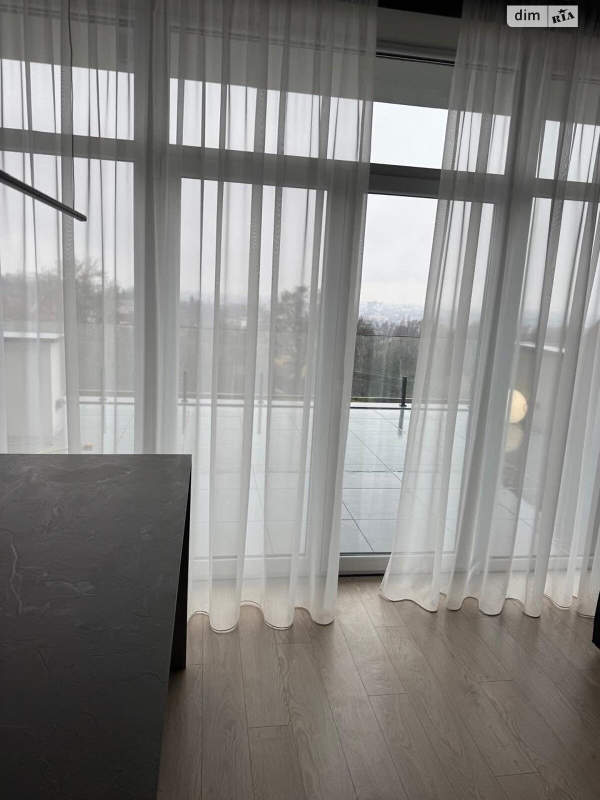 однокомнатная квартира в Ужгороде, район БАМ, на пер. Вербный 8А в аренду на долгий срок помесячно фото 1