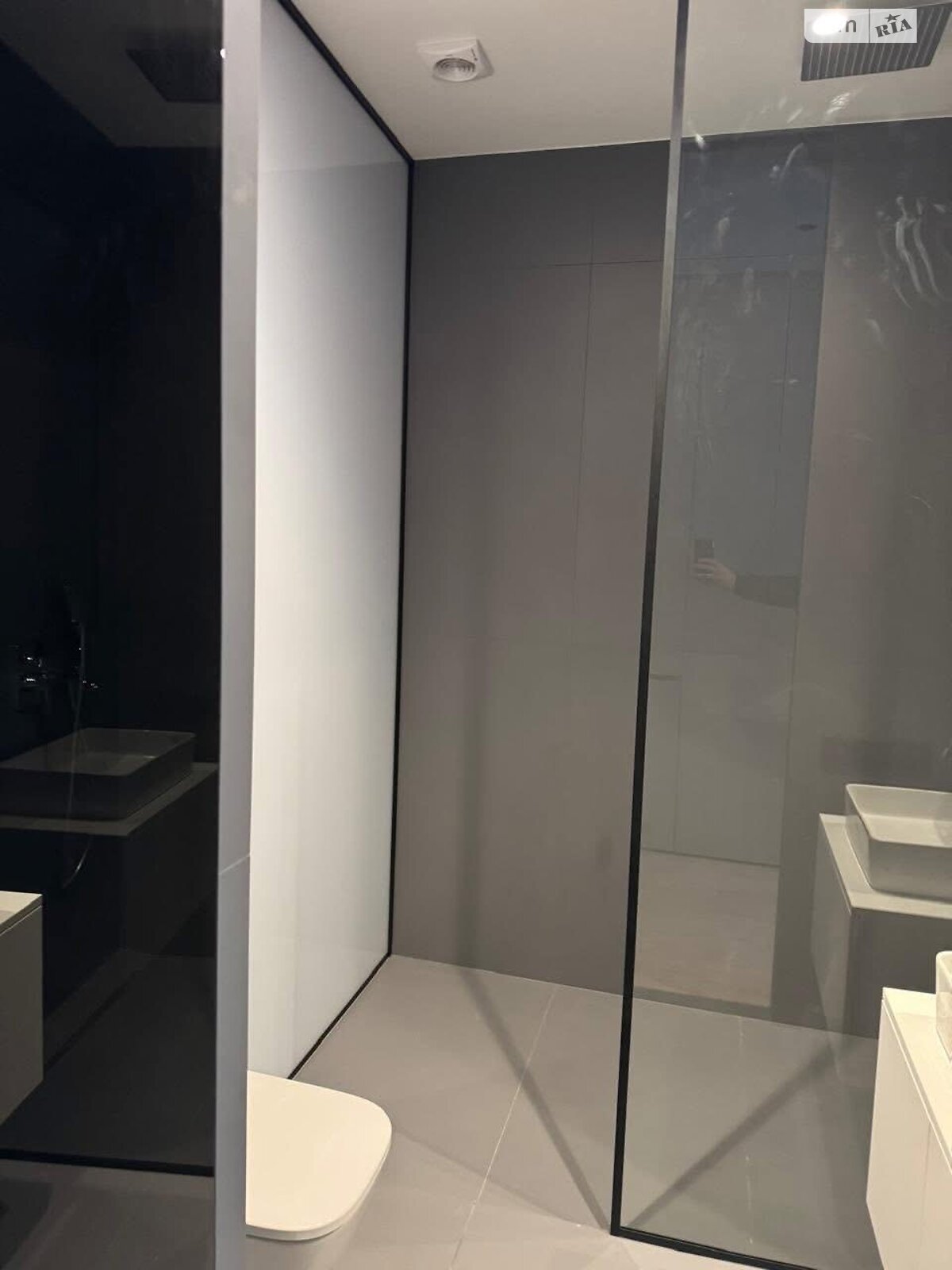 однокомнатная квартира в Ужгороде, район БАМ, на пер. Вербный 8А в аренду на долгий срок помесячно фото 1