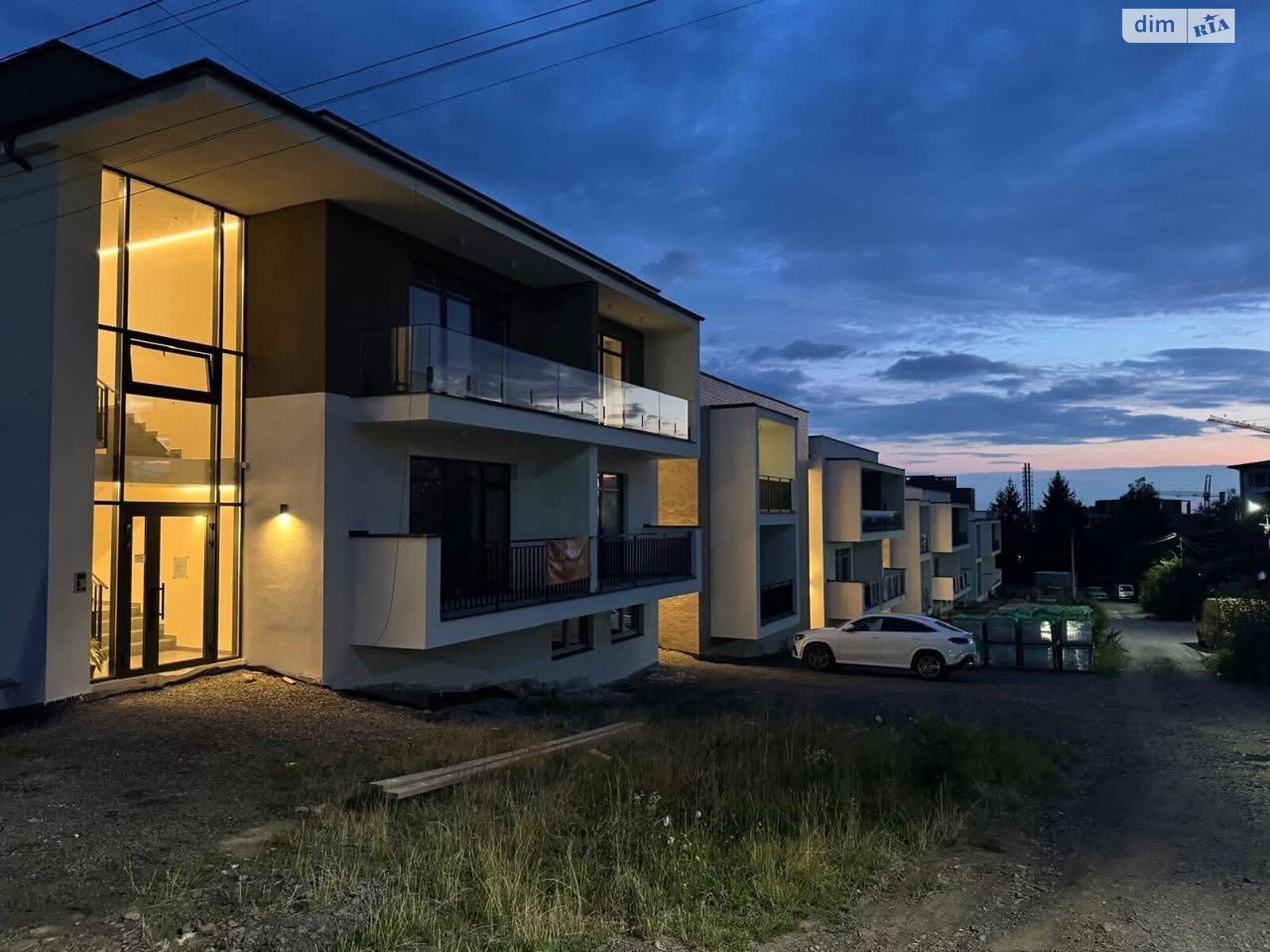 однокомнатная квартира в Ужгороде, район БАМ, на пер. Вербный 8А в аренду на долгий срок помесячно фото 1