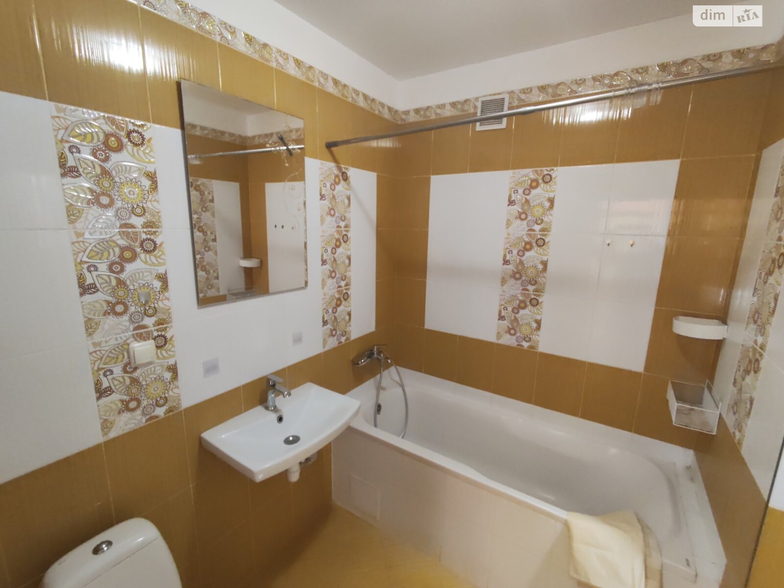 двухкомнатная квартира в Ужгороде, район Боздош, на ул. Анатолия Тегзы в аренду на долгий срок помесячно фото 1 двухкомнатная квартира в Ужгороде, район Боздош, на ул. Анатолия Тегзы в аренду на долгий срок помесячно фото 1