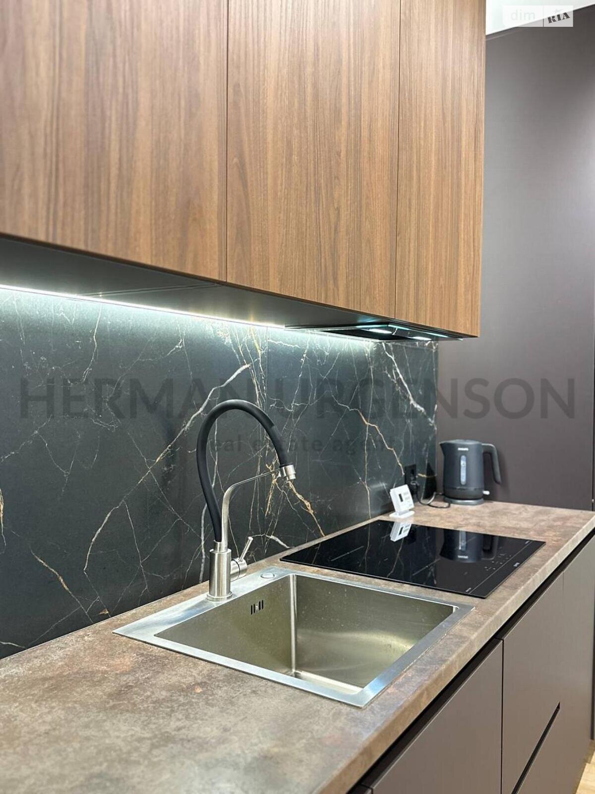 однокомнатная квартира в Ужгороде, район Боздош, на ул. Бабьяка в аренду на долгий срок помесячно фото 1