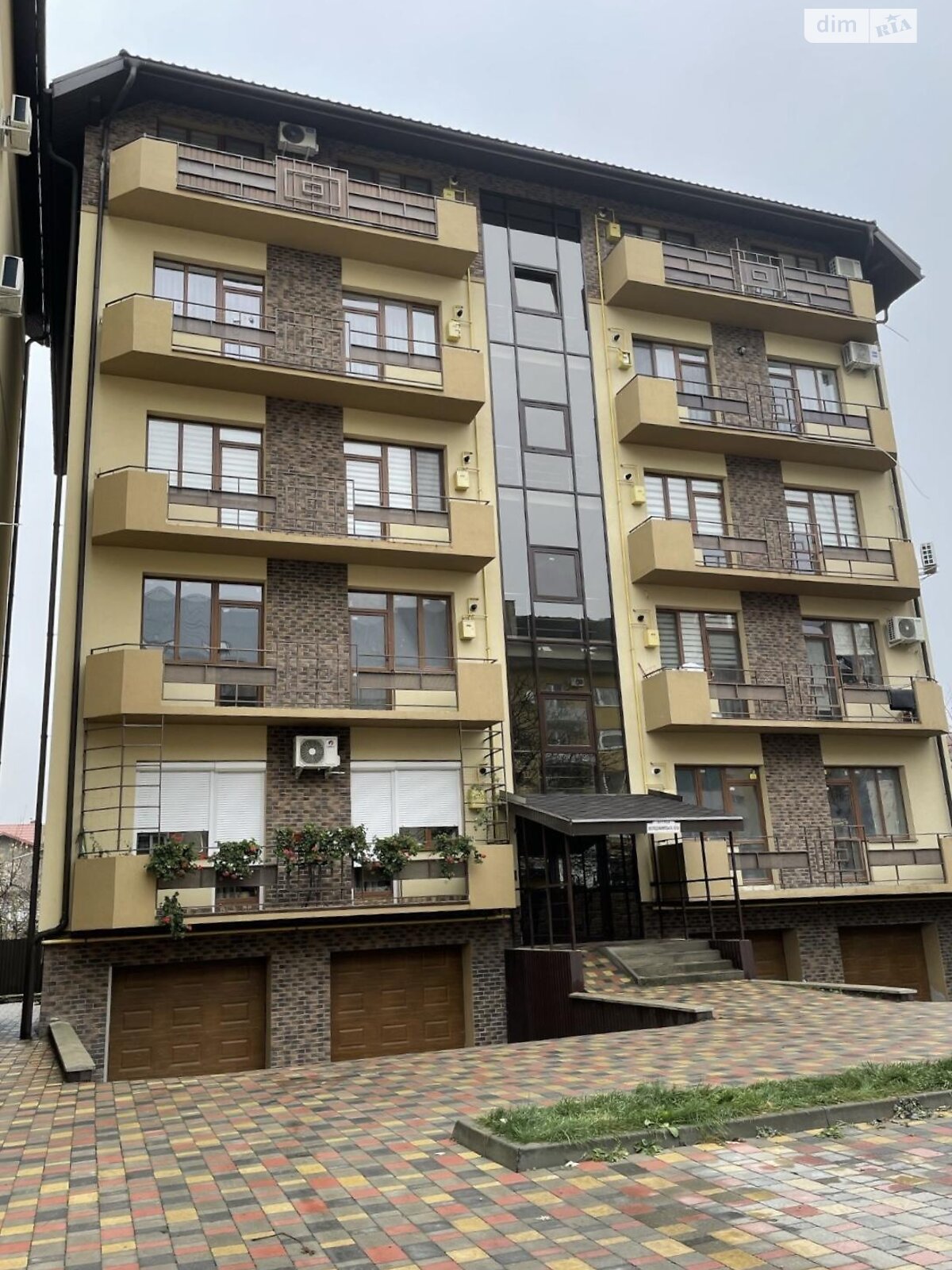 однокімнатна квартира в Ужгороді, район Боздош, на вул. Федака Володимира в довготривалу оренду помісячно фото 1 однокімнатна квартира в Ужгороді, район Боздош, на вул. Федака Володимира в довготривалу оренду помісячно фото 1