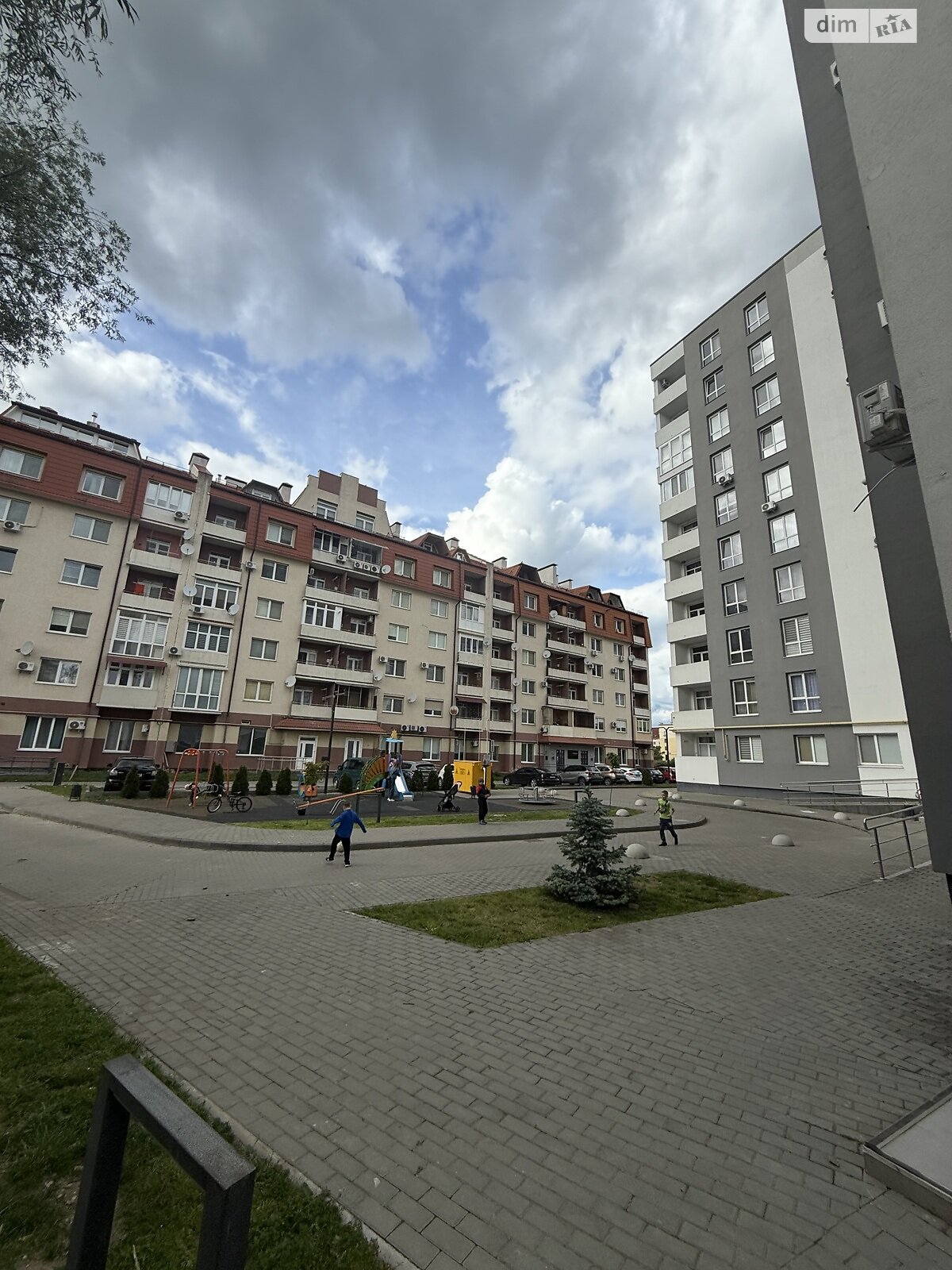 однокімнатна квартира в Ужгороді, район Боздош, на вул. Гленца 14 в довготривалу оренду помісячно фото 1 однокімнатна квартира в Ужгороді, район Боздош, на вул. Гленца 14 в довготривалу оренду помісячно фото 1