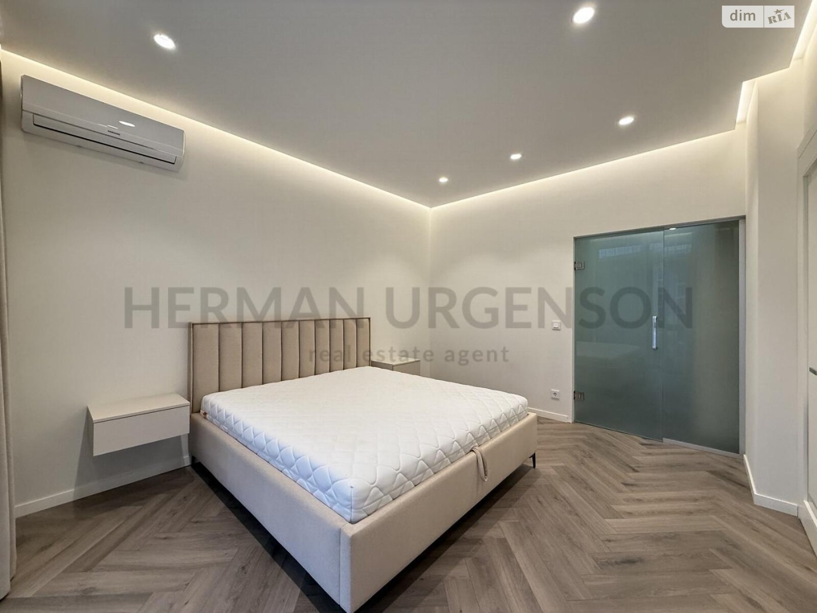 однокомнатная квартира в Ужгороде, район Боздош, на наб. Славянская 25 в аренду на долгий срок помесячно фото 1 однокомнатная квартира в Ужгороде, район Боздош, на наб. Славянская 25 в аренду на долгий срок помесячно фото 1