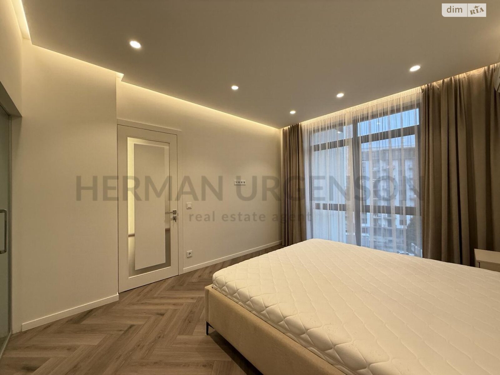 однокомнатная квартира в Ужгороде, район Боздош, на наб. Славянская 25 в аренду на долгий срок помесячно фото 1 однокомнатная квартира в Ужгороде, район Боздош, на наб. Славянская 25 в аренду на долгий срок помесячно фото 1