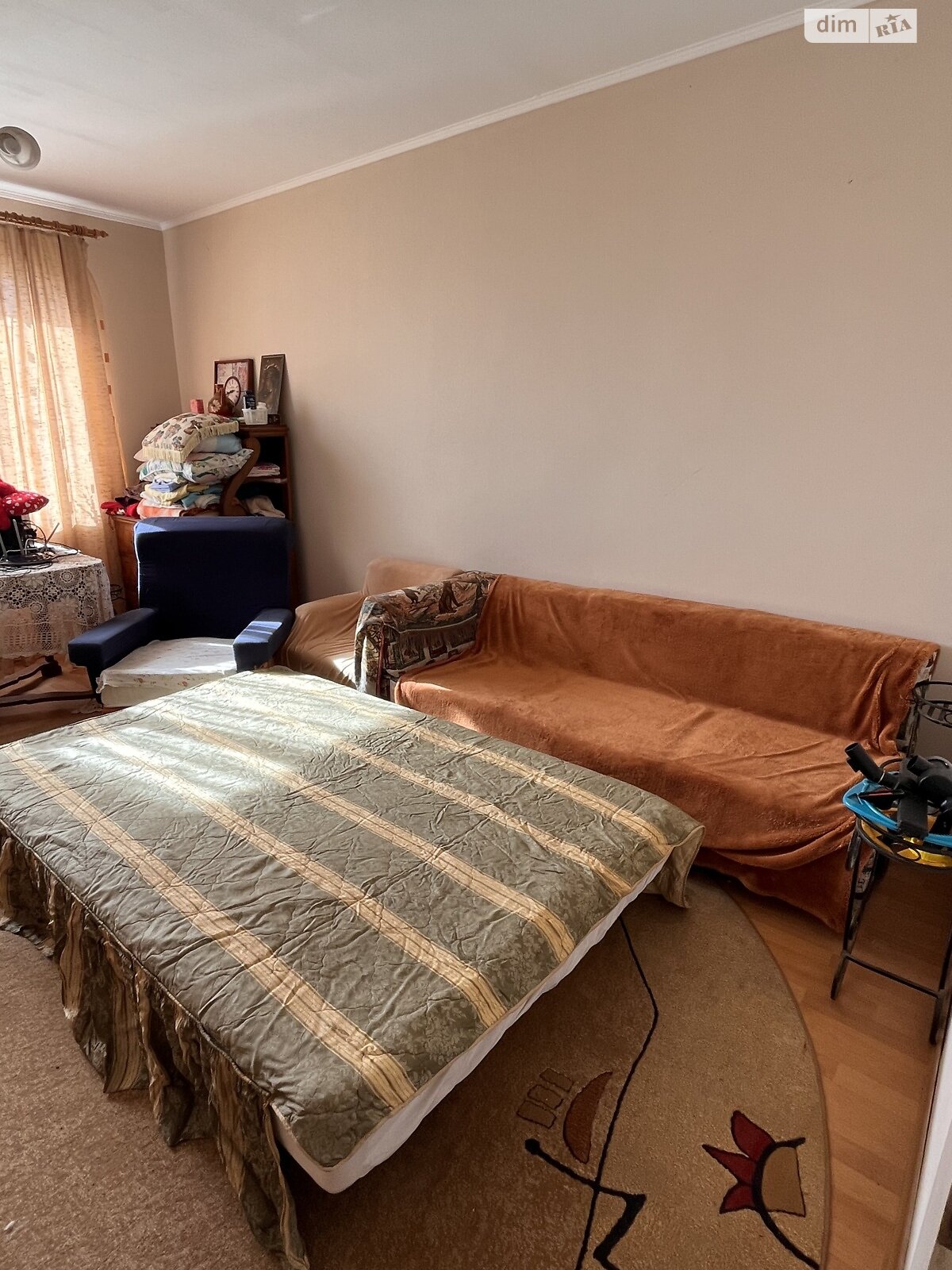 трехкомнатная квартира в Ужгороде, район Кальвария, на ул. Героев в аренду на долгий срок помесячно фото 1 трехкомнатная квартира в Ужгороде, район Кальвария, на ул. Героев в аренду на долгий срок помесячно фото 1