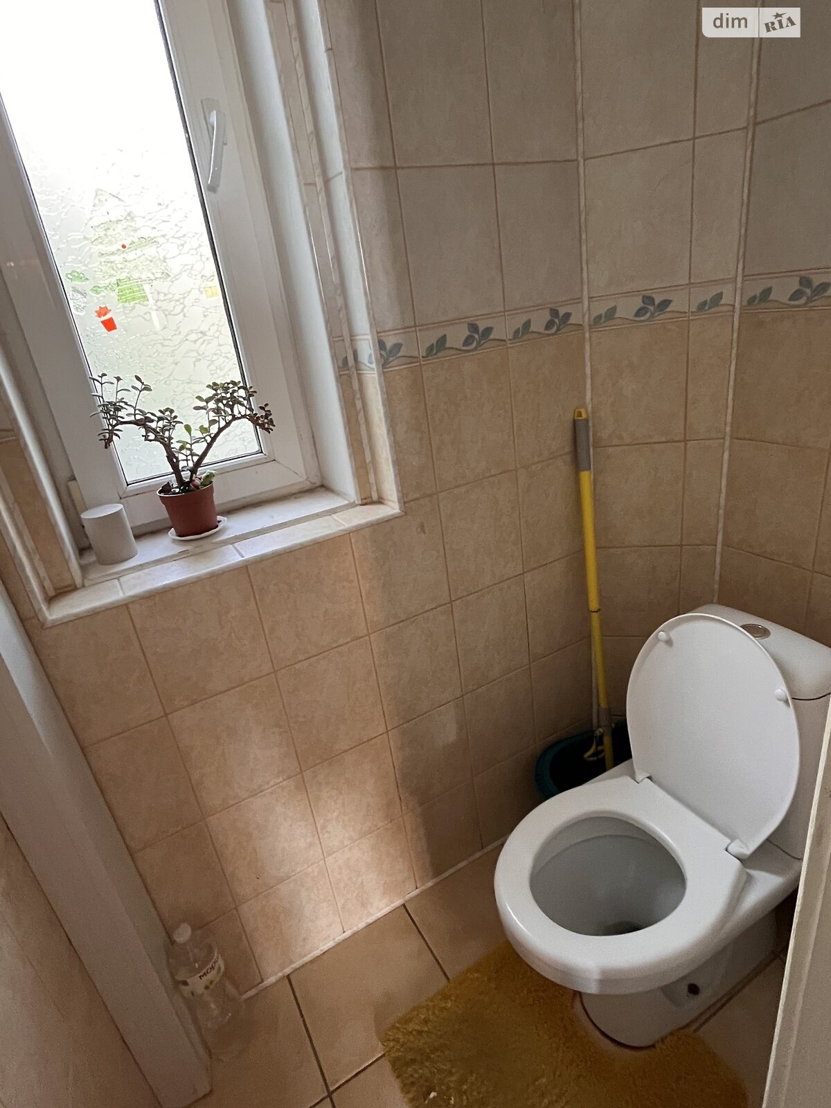 трехкомнатная квартира в Ужгороде, район Кальвария, на ул. Героев в аренду на долгий срок помесячно фото 1 трехкомнатная квартира в Ужгороде, район Кальвария, на ул. Героев в аренду на долгий срок помесячно фото 1