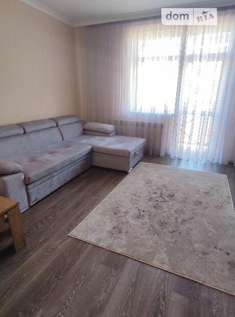 трехкомнатная квартира в Ужгороде, район Компотный, на ул. Флориана Заплетала 4 в аренду на долгий срок помесячно фото 1 трехкомнатная квартира в Ужгороде, район Компотный, на ул. Флориана Заплетала 4 в аренду на долгий срок помесячно фото 1