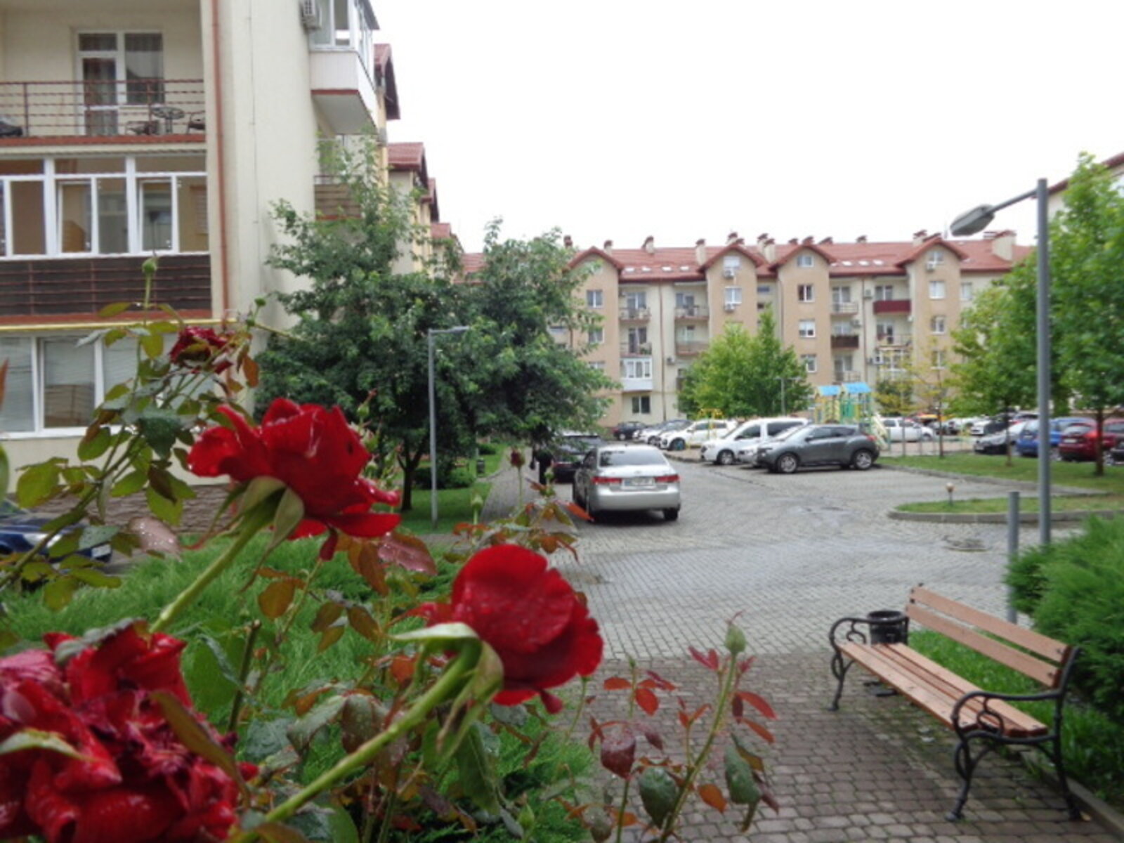 двокімнатна квартира в Ужгороді, район Компотний, на вул. Вишнева в довготривалу оренду помісячно фото 1 двокімнатна квартира в Ужгороді, район Компотний, на вул. Вишнева в довготривалу оренду помісячно фото 1