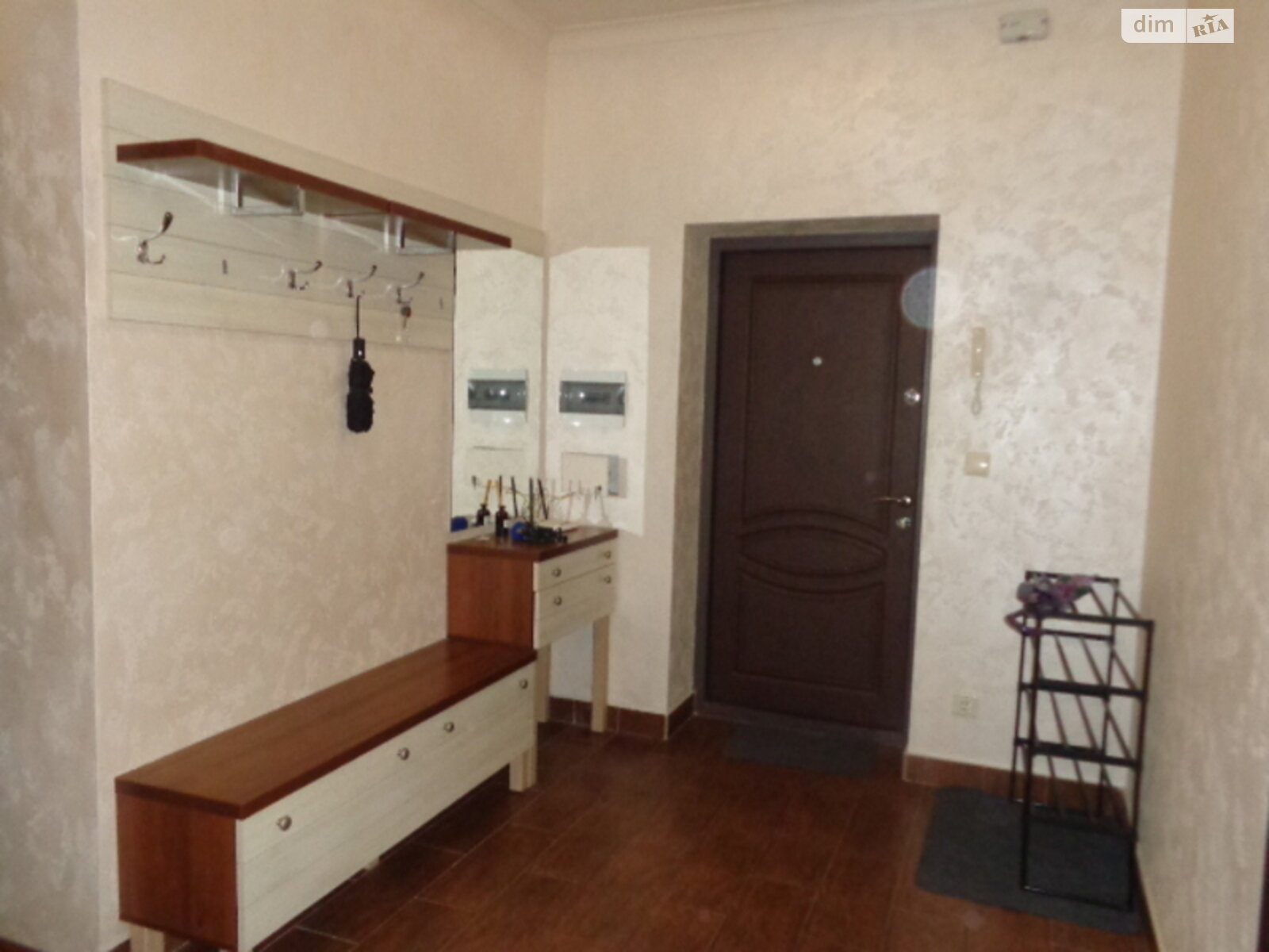 двокімнатна квартира в Ужгороді, район Компотний, на вул. Вишнева в довготривалу оренду помісячно фото 1 двокімнатна квартира в Ужгороді, район Компотний, на вул. Вишнева в довготривалу оренду помісячно фото 1