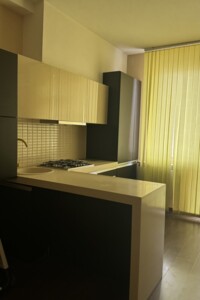 двухкомнатная квартира в Ужгороде, район Компотный, на ул. Вишневая 20 в аренду на долгий срок помесячно фото 2