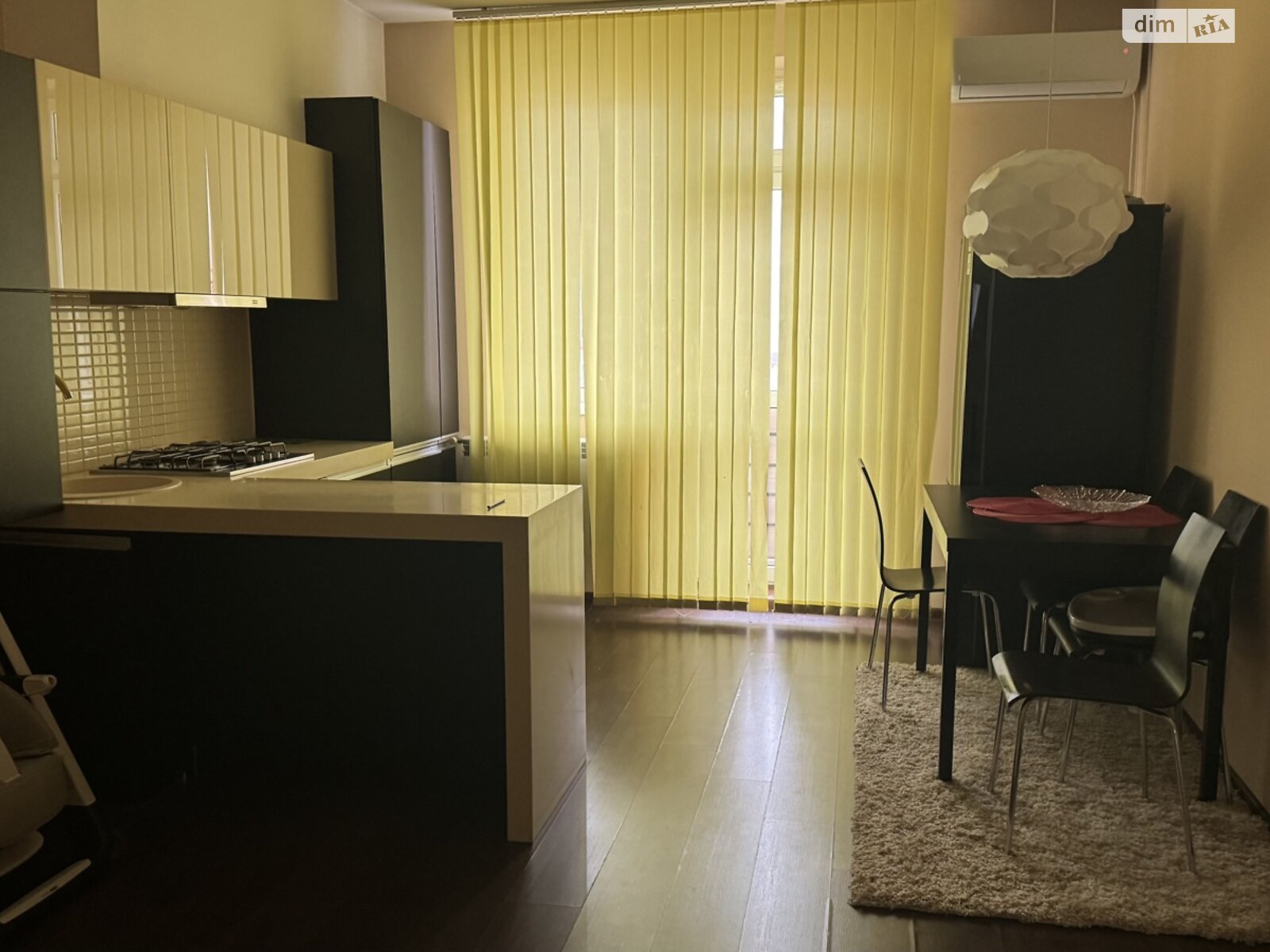 двухкомнатная квартира в Ужгороде, район Компотный, на ул. Вишневая 20 в аренду на долгий срок помесячно фото 1