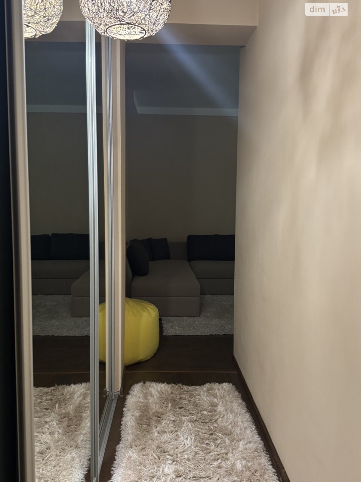 двухкомнатная квартира в Ужгороде, район Компотный, на ул. Вишневая 20 в аренду на долгий срок помесячно фото 1