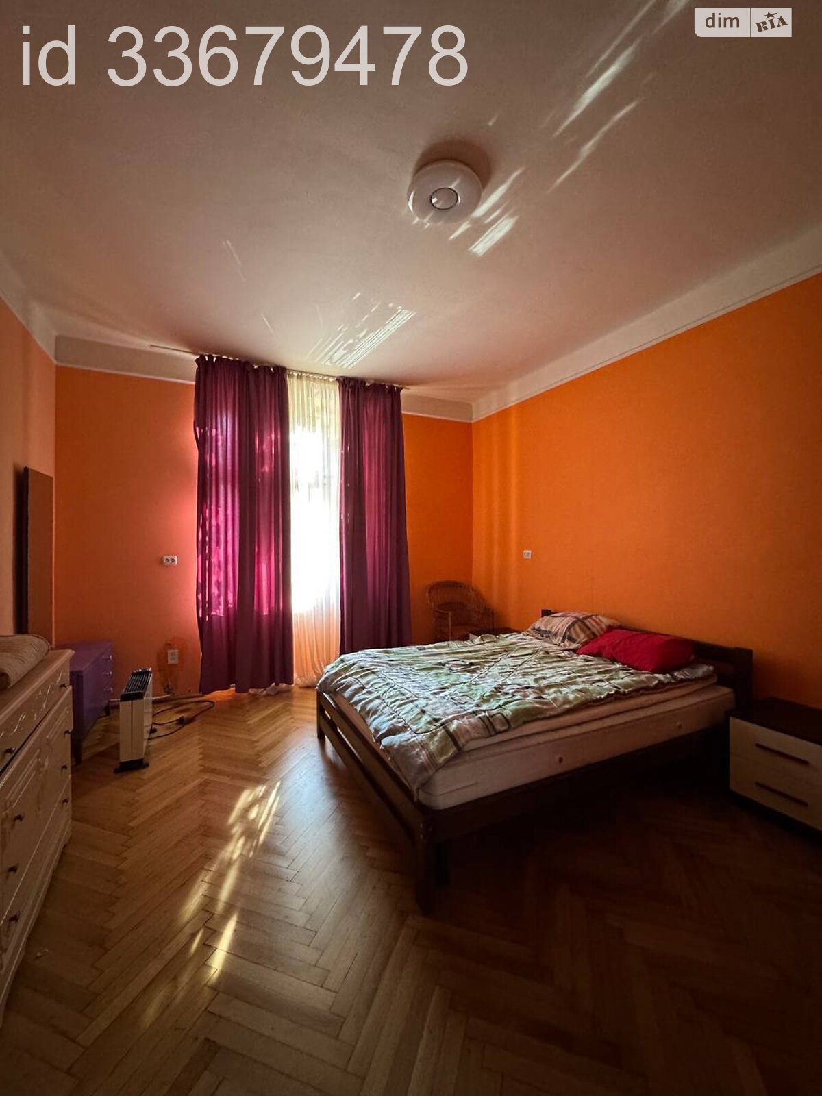 чотирикімнатна квартира в Ужгороді, район Малий Галагов, на вул. Довженка 12, кв. 1 в довготривалу оренду помісячно фото 1