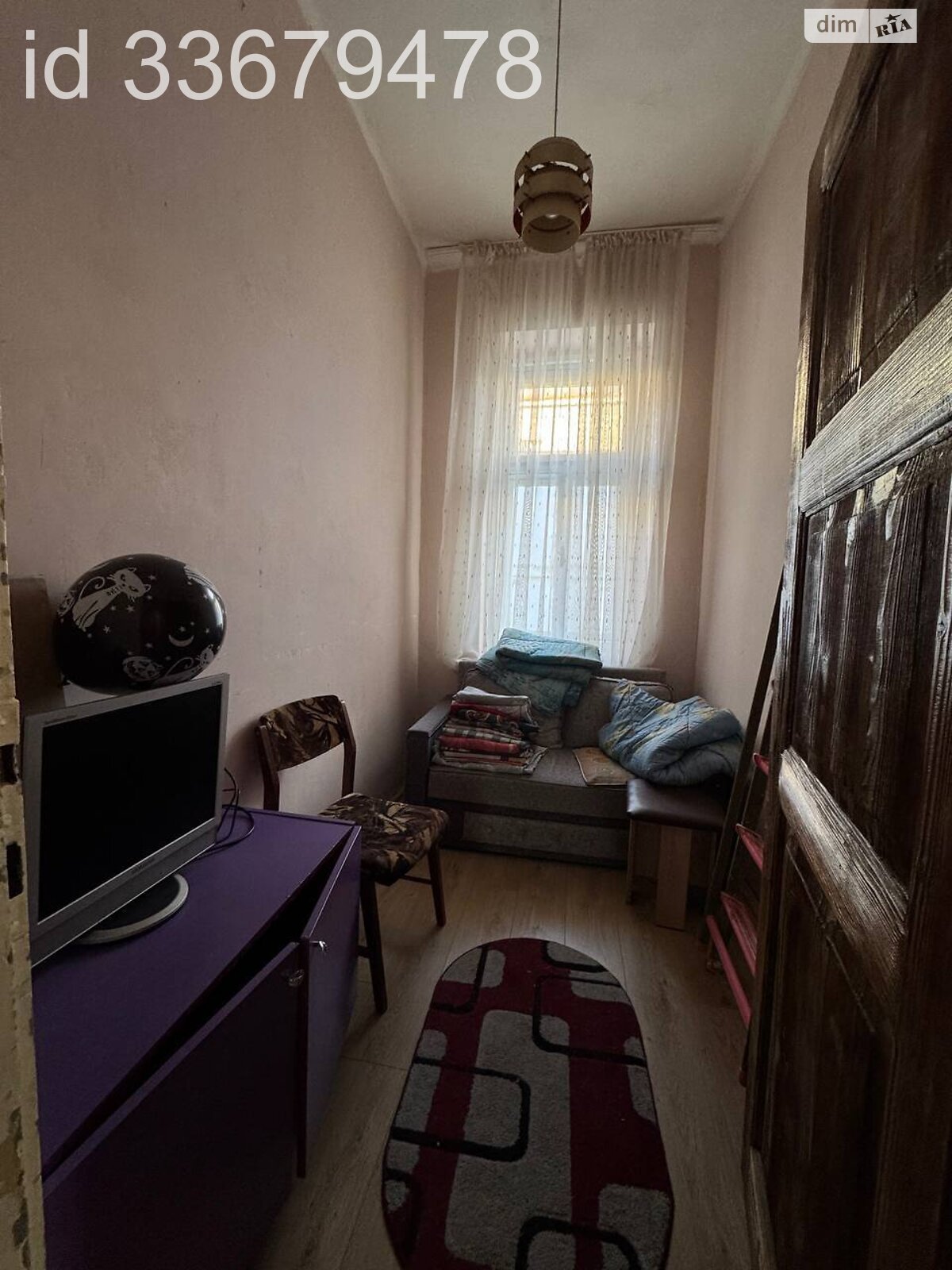 чотирикімнатна квартира в Ужгороді, район Малий Галагов, на вул. Довженка 12, кв. 1 в довготривалу оренду помісячно фото 1