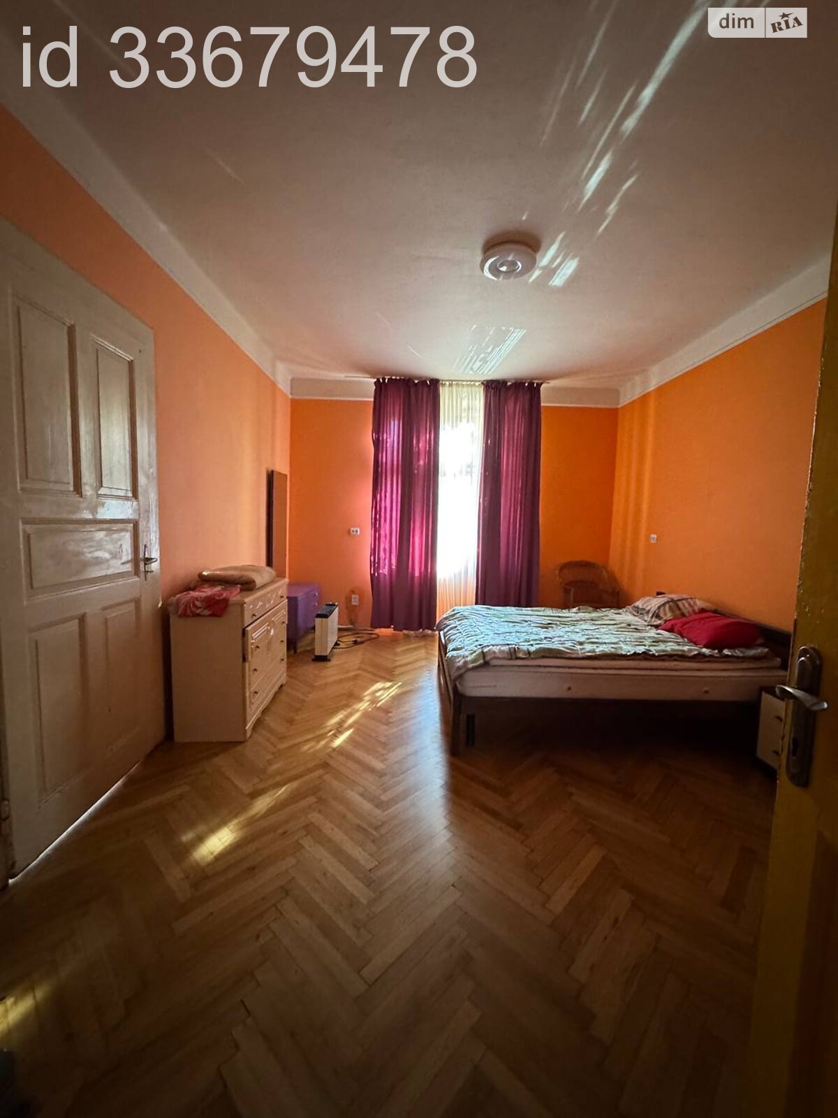 чотирикімнатна квартира в Ужгороді, район Малий Галагов, на вул. Довженка 12, кв. 1 в довготривалу оренду помісячно фото 1