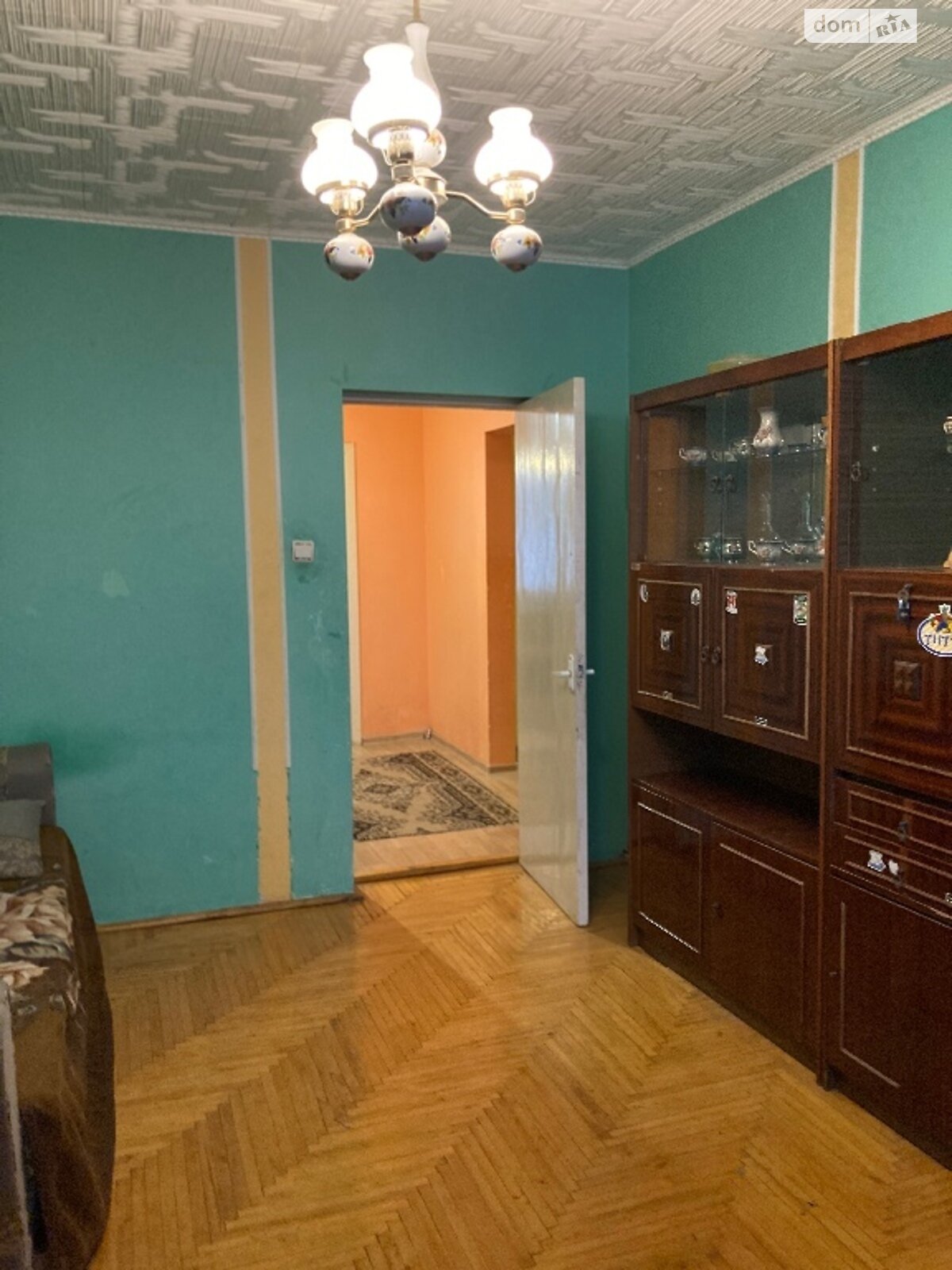 трехкомнатная квартира с мебелью в Ужгороде, район Новый, на ул. Алексея Бестужева - Рюмина в аренду на долгий срок помесячно фото 1