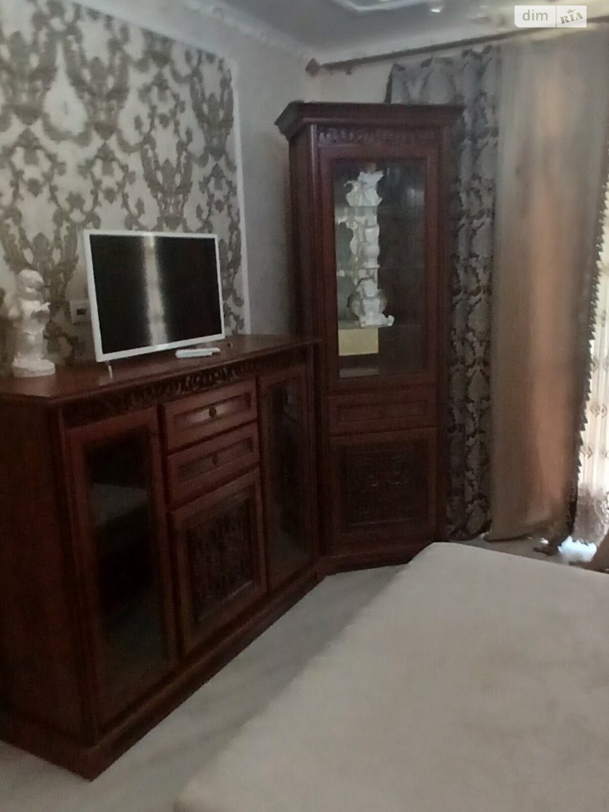 однокомнатная квартира в Ужгороде, район Новый, на ул. Богомольца 22 в аренду на долгий срок помесячно фото 1 однокомнатная квартира в Ужгороде, район Новый, на ул. Богомольца 22 в аренду на долгий срок помесячно фото 1