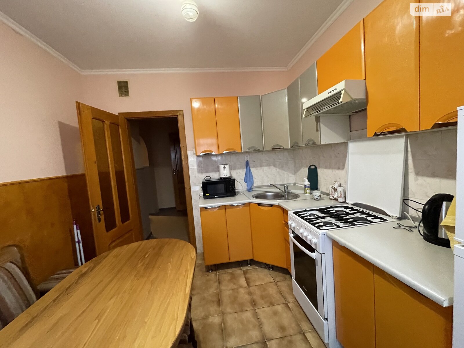 двокімнатна квартира в Ужгороді, район Новий, на вул. Тлехаса в довготривалу оренду помісячно фото 1 двокімнатна квартира в Ужгороді, район Новий, на вул. Тлехаса в довготривалу оренду помісячно фото 1