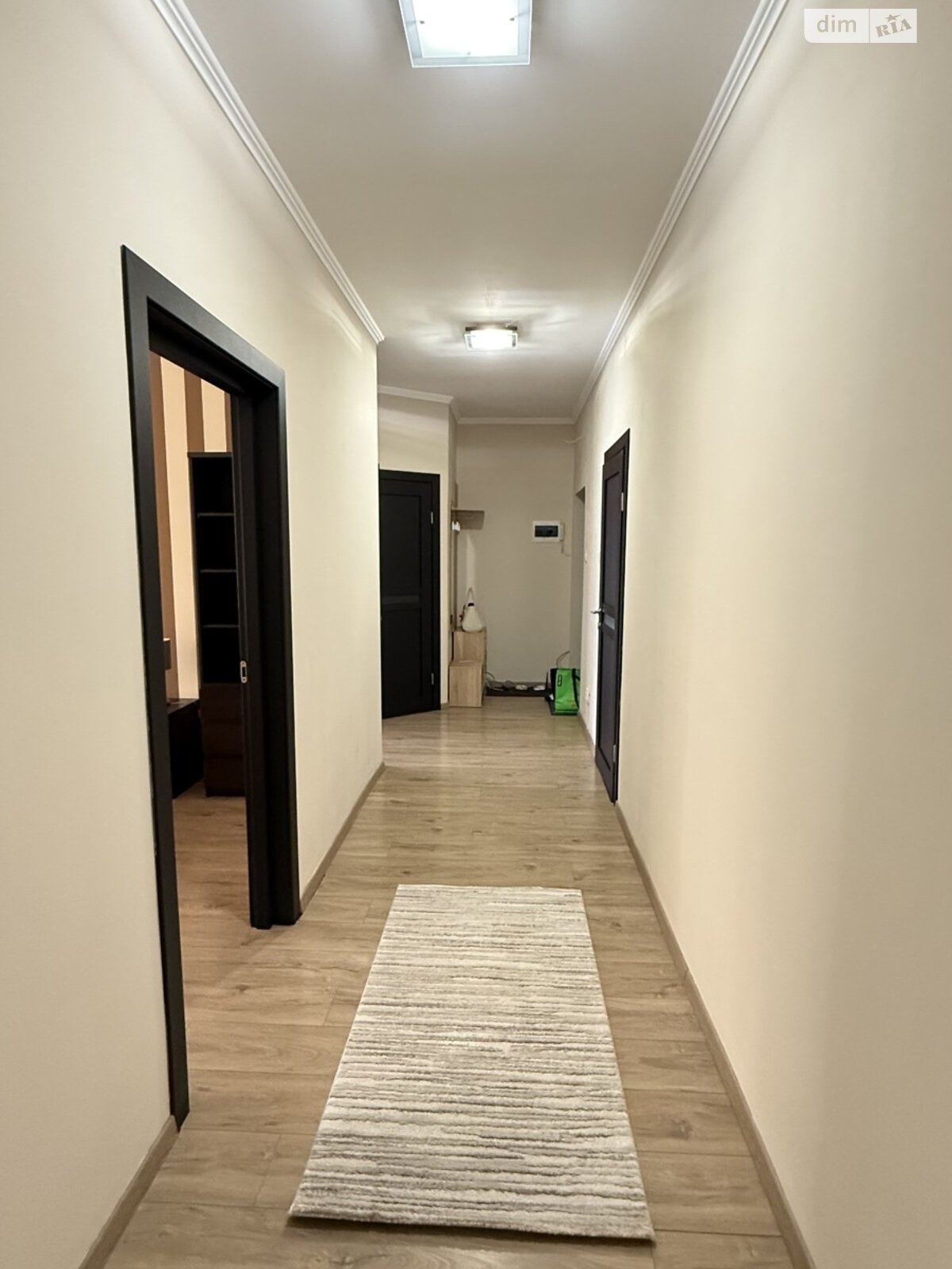 двухкомнатная квартира в Ужгороде, район Новый, на ул. Тлехаса 16, кв. 63 в аренду на долгий срок помесячно фото 1