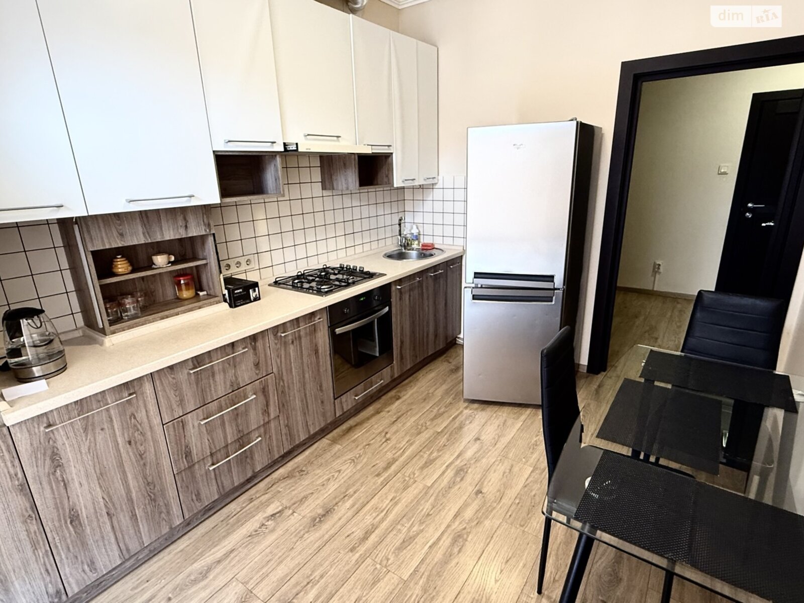 двухкомнатная квартира в Ужгороде, район Новый, на ул. Тлехаса 16, кв. 63 в аренду на долгий срок помесячно фото 1