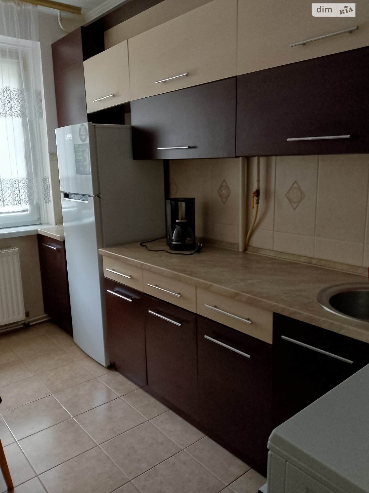 трикімнатна квартира в Ужгороді, район Новий, на вул. Тлехаса в довготривалу оренду помісячно фото 1 трикімнатна квартира в Ужгороді, район Новий, на вул. Тлехаса в довготривалу оренду помісячно фото 1