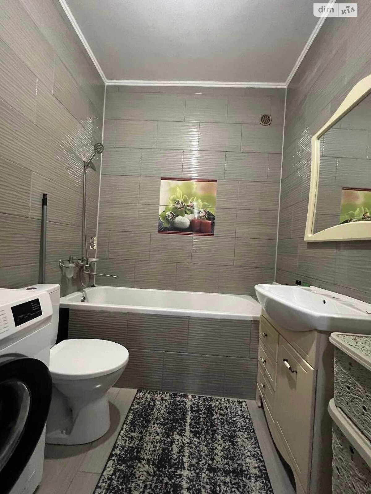 двухкомнатная квартира в Ужгороде, район Новый, на ул. Тлехаса 14 в аренду на долгий срок помесячно фото 1