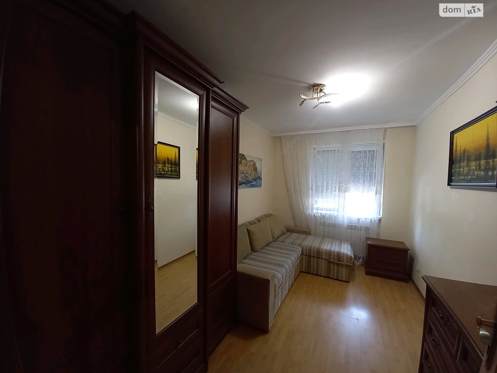 трехкомнатная квартира с мебелью в Ужгороде, район Новый, на ул. Заньковецкой 38 в аренду на долгий срок помесячно фото 1 трехкомнатная квартира с мебелью в Ужгороде, район Новый, на ул. Заньковецкой 38 в аренду на долгий срок помесячно фото 1