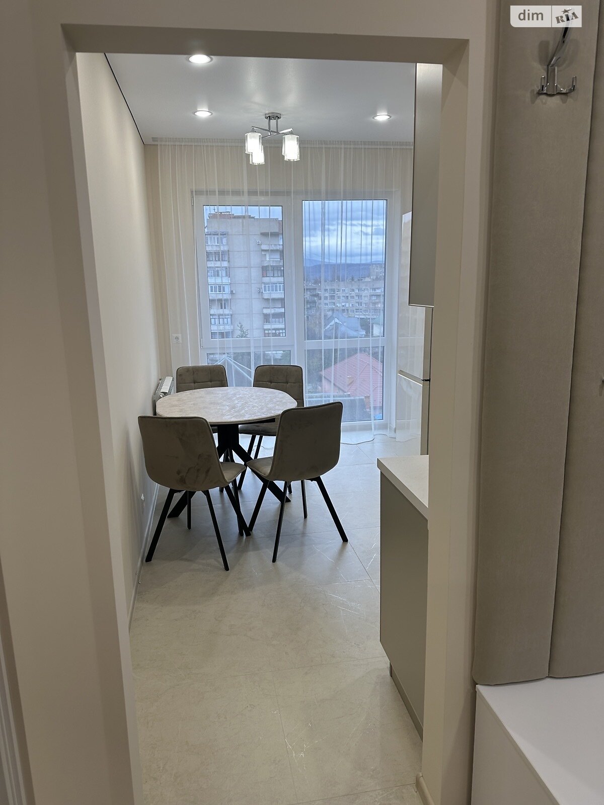 однокомнатная квартира в Ужгороде, район Новый, на ул. Заньковецкой 35А в аренду на долгий срок помесячно фото 1