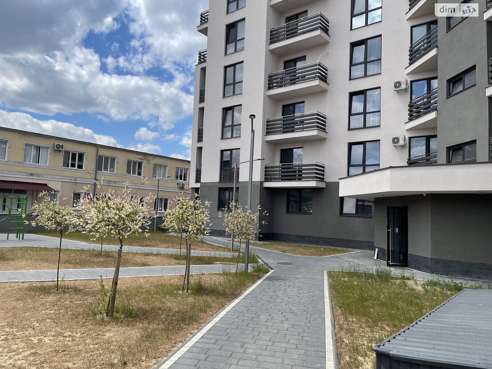 однокомнатная квартира в Ужгороде, район Новый, на ул. Заньковецкой 35А в аренду на долгий срок помесячно фото 1