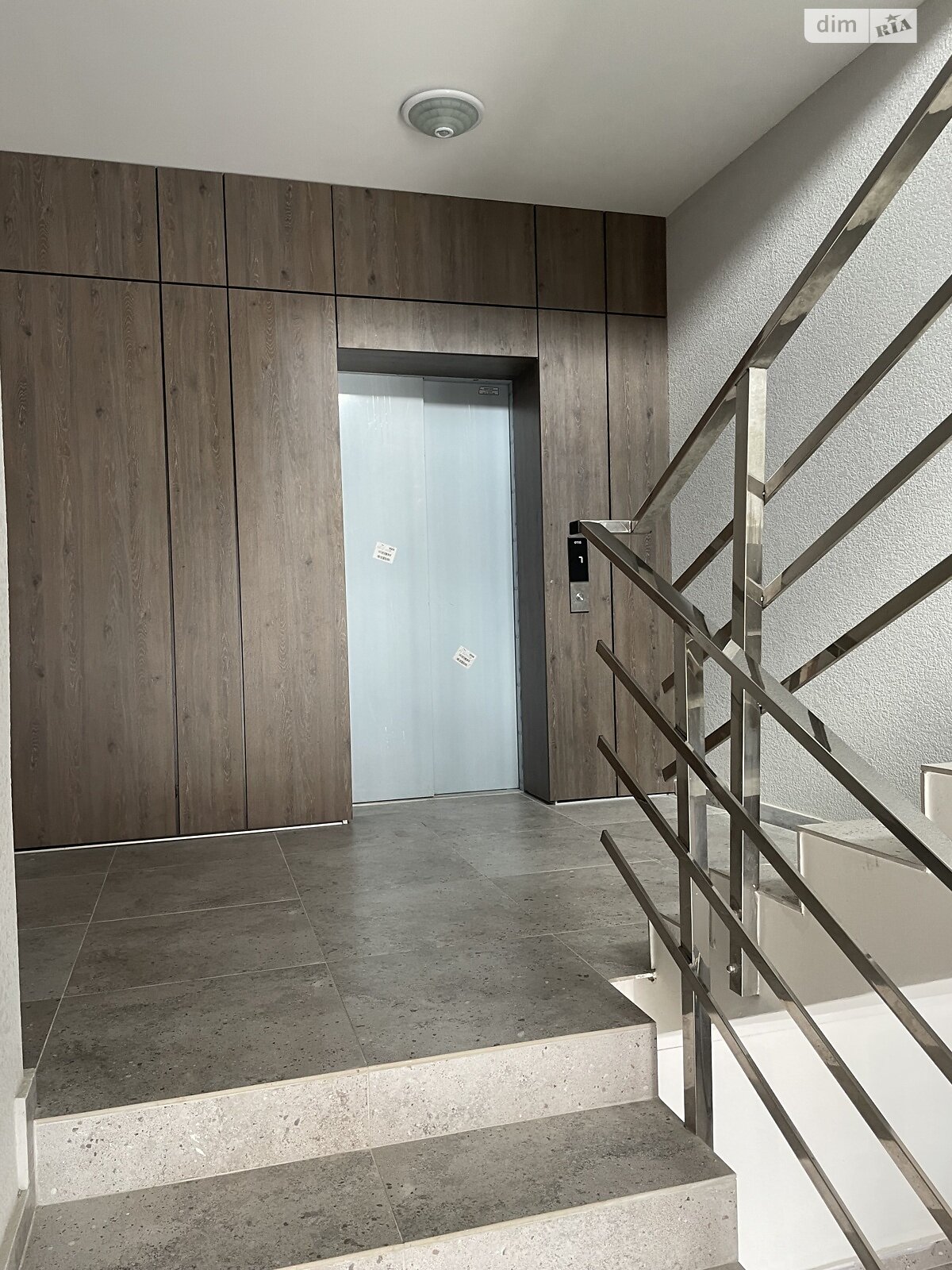 однокомнатная квартира в Ужгороде, район Новый, на ул. Заньковецкой 35А в аренду на долгий срок помесячно фото 1